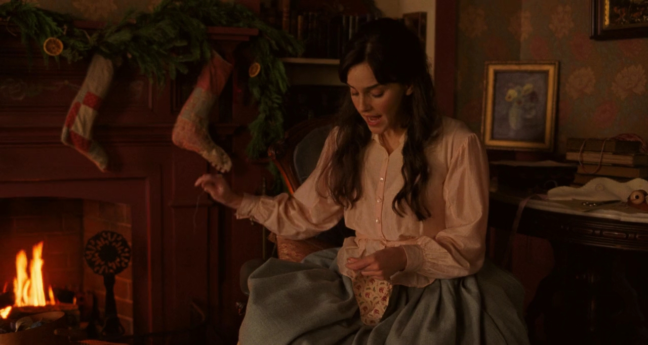 EmmaWatsonFan-dot-nl_LittleWoman1599.jpg