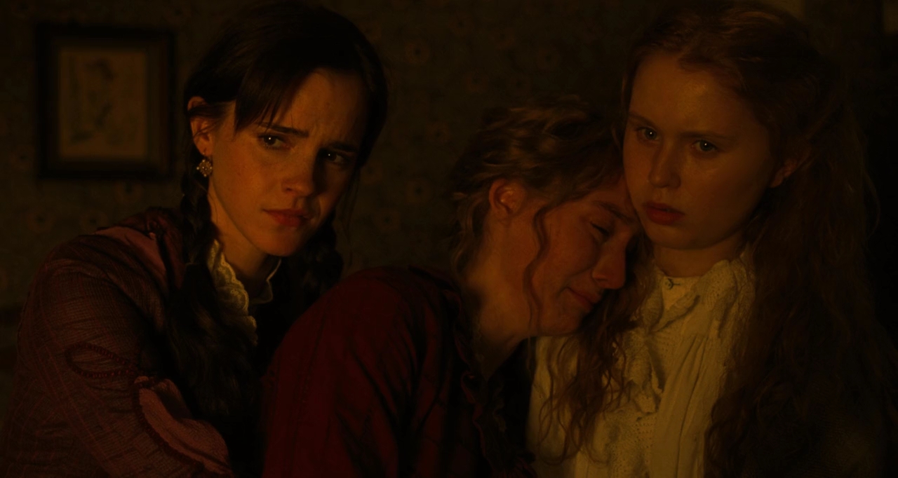 EmmaWatsonFan-dot-nl_LittleWoman2915.jpg