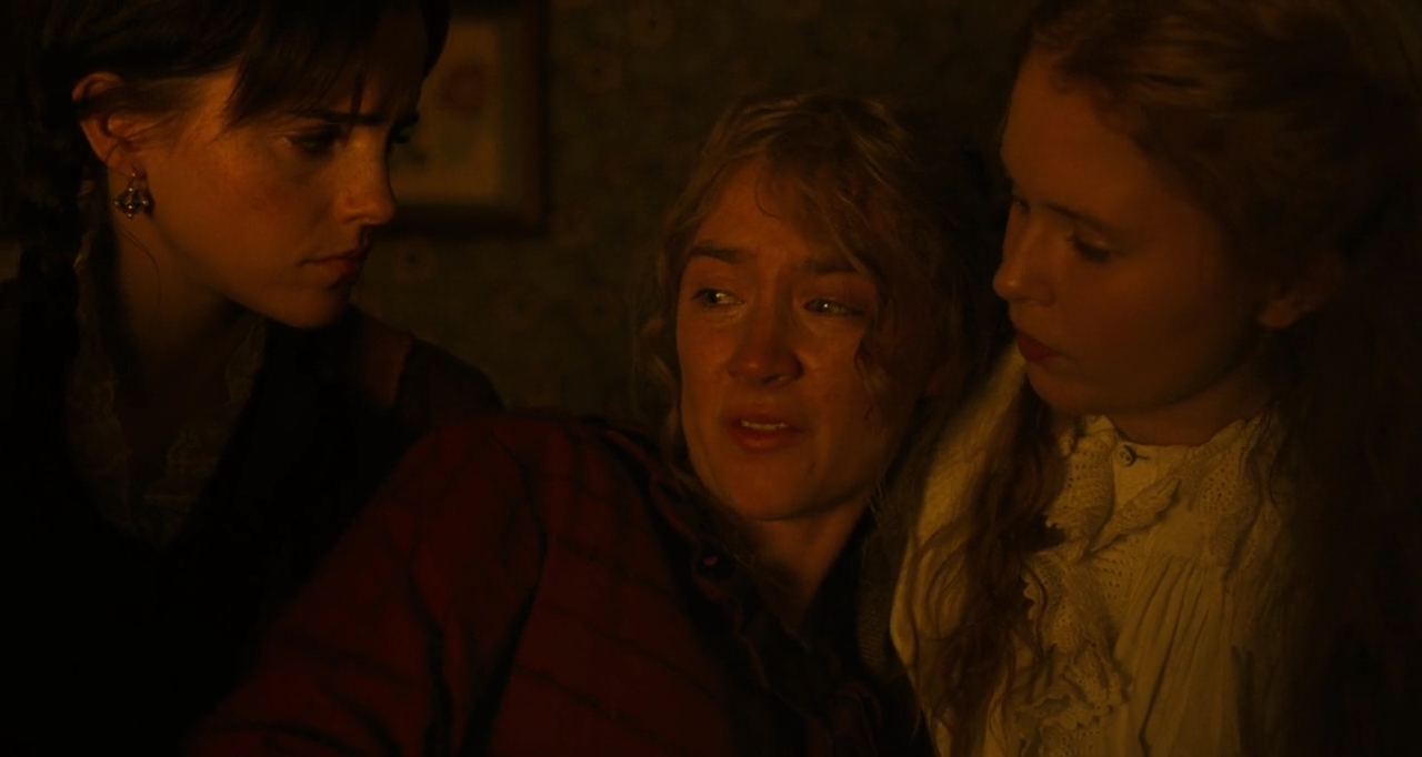 EmmaWatsonFan-dot-nl_LittleWoman2935.jpg