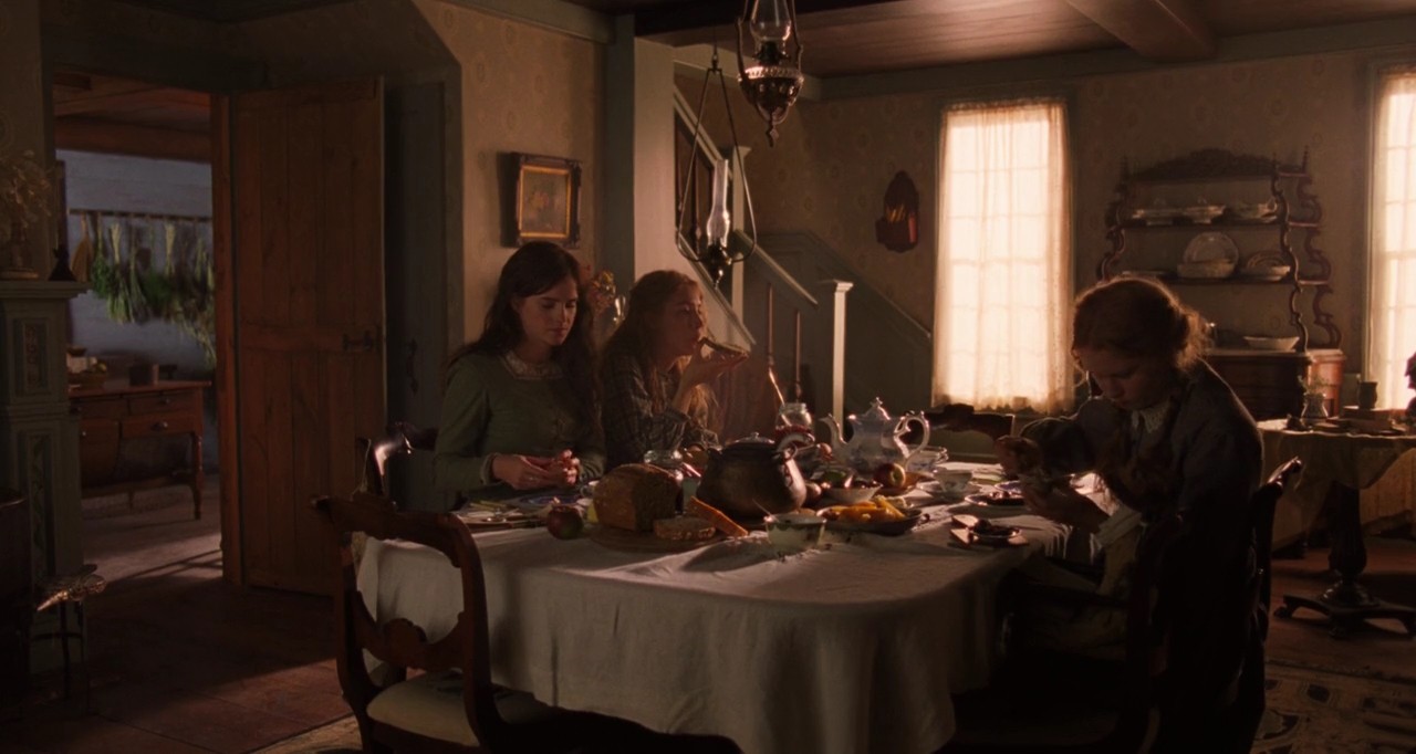EmmaWatsonFan-dot-nl_LittleWoman2942.jpg