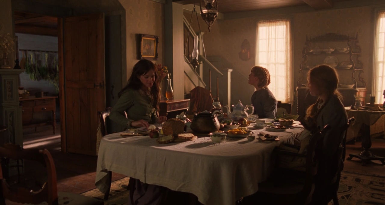 EmmaWatsonFan-dot-nl_LittleWoman2978.jpg