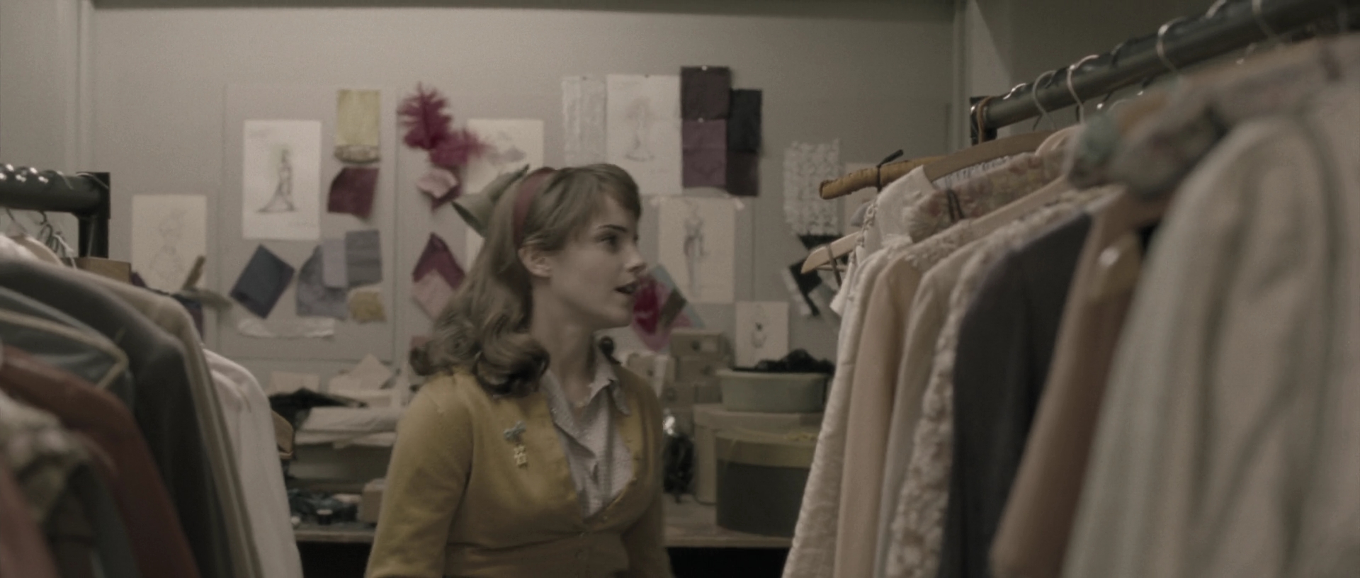 EmmaWatsonFan-dot-nl_MyWeekWithMarilyn1121.jpg