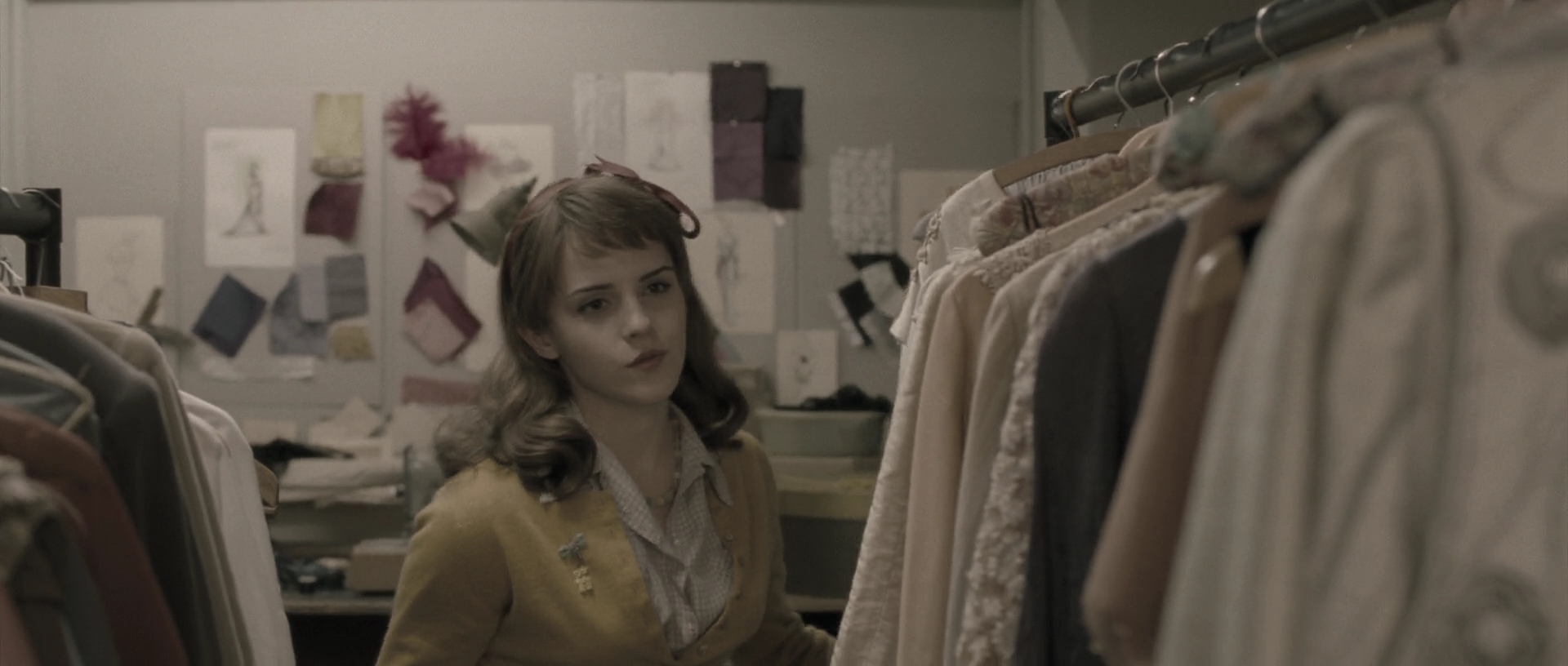 EmmaWatsonFan-dot-nl_MyWeekWithMarilyn1122.jpg