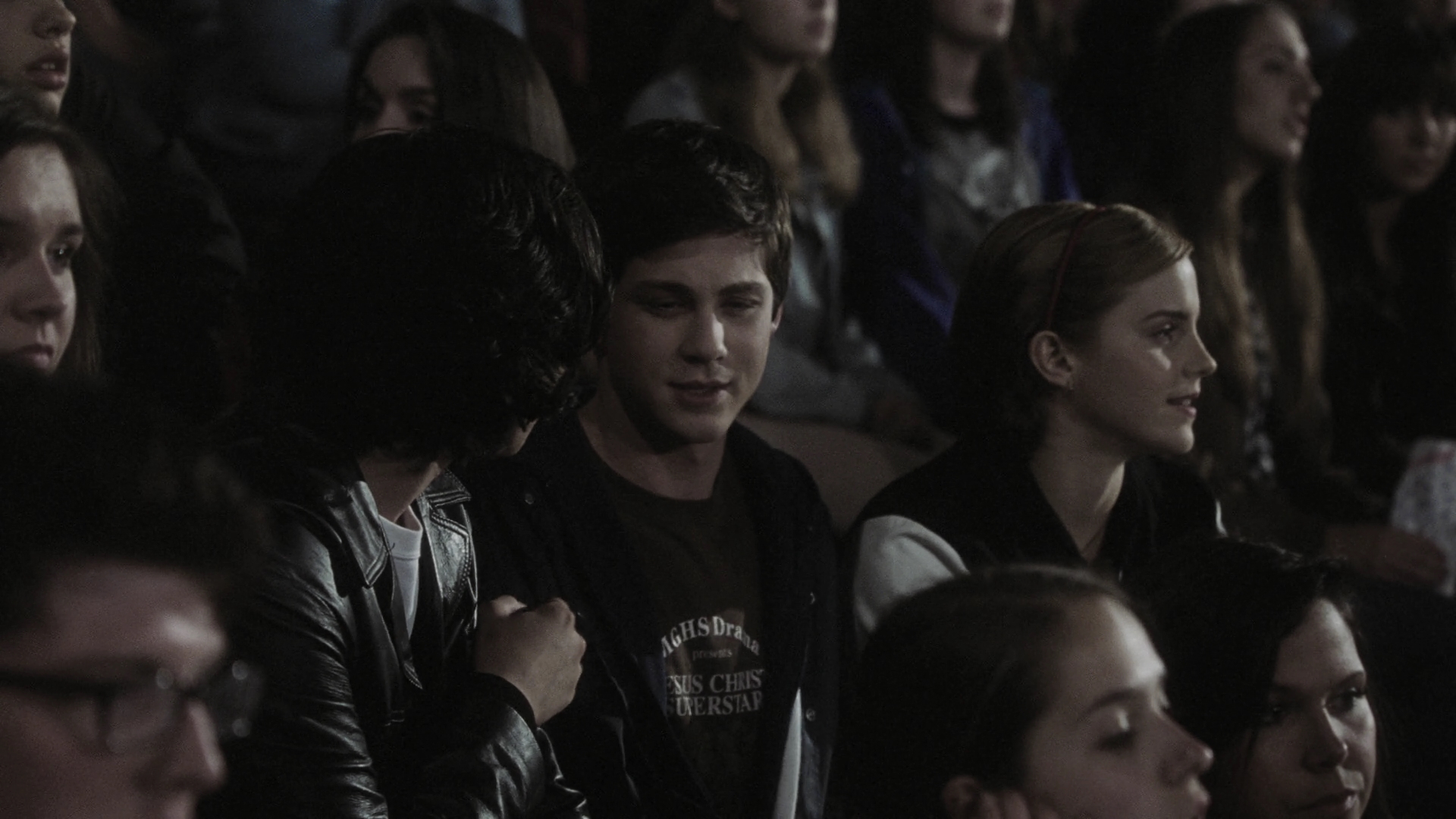 EmmaWatonFan-dot-nl_ThePerksOfBeingAWallflower0022.jpg EmmaWatonFan-dot-nl_ThePerksOfBeingAWallflower0022.jpg