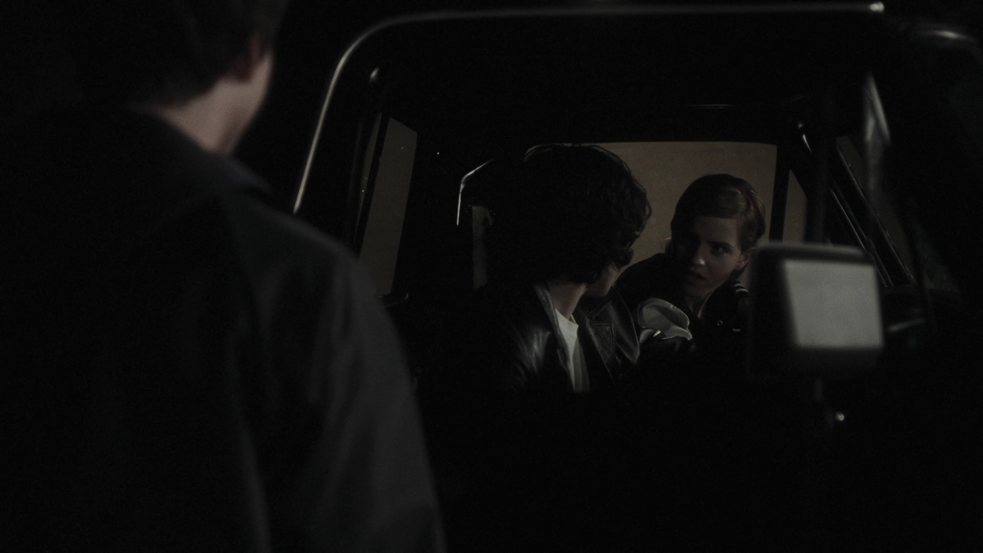 EmmaWatonFan-dot-nl_ThePerksOfBeingAWallflower0861.jpg