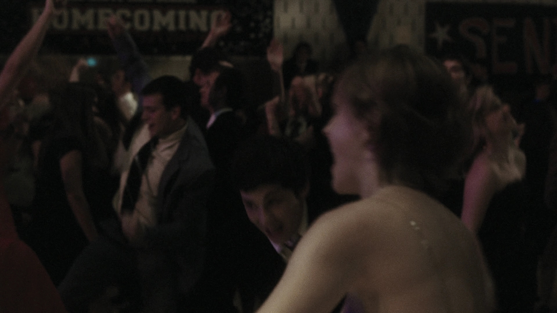EmmaWatonFan-dot-nl_ThePerksOfBeingAWallflower1113.jpg