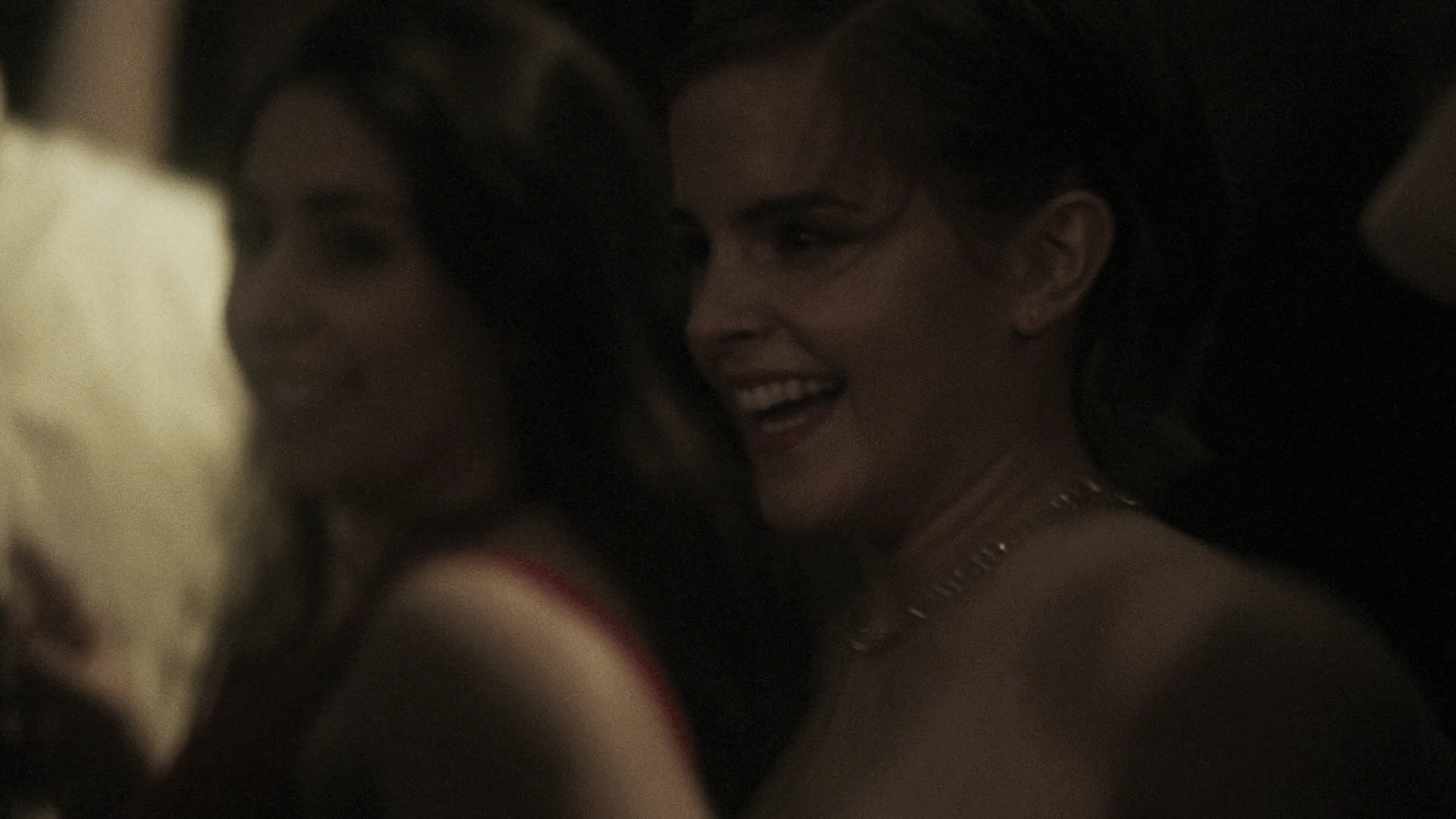 EmmaWatonFan-dot-nl_ThePerksOfBeingAWallflower1116.jpg EmmaWatonFan-dot-nl_ThePerksOfBeingAWallflower1116.jpg