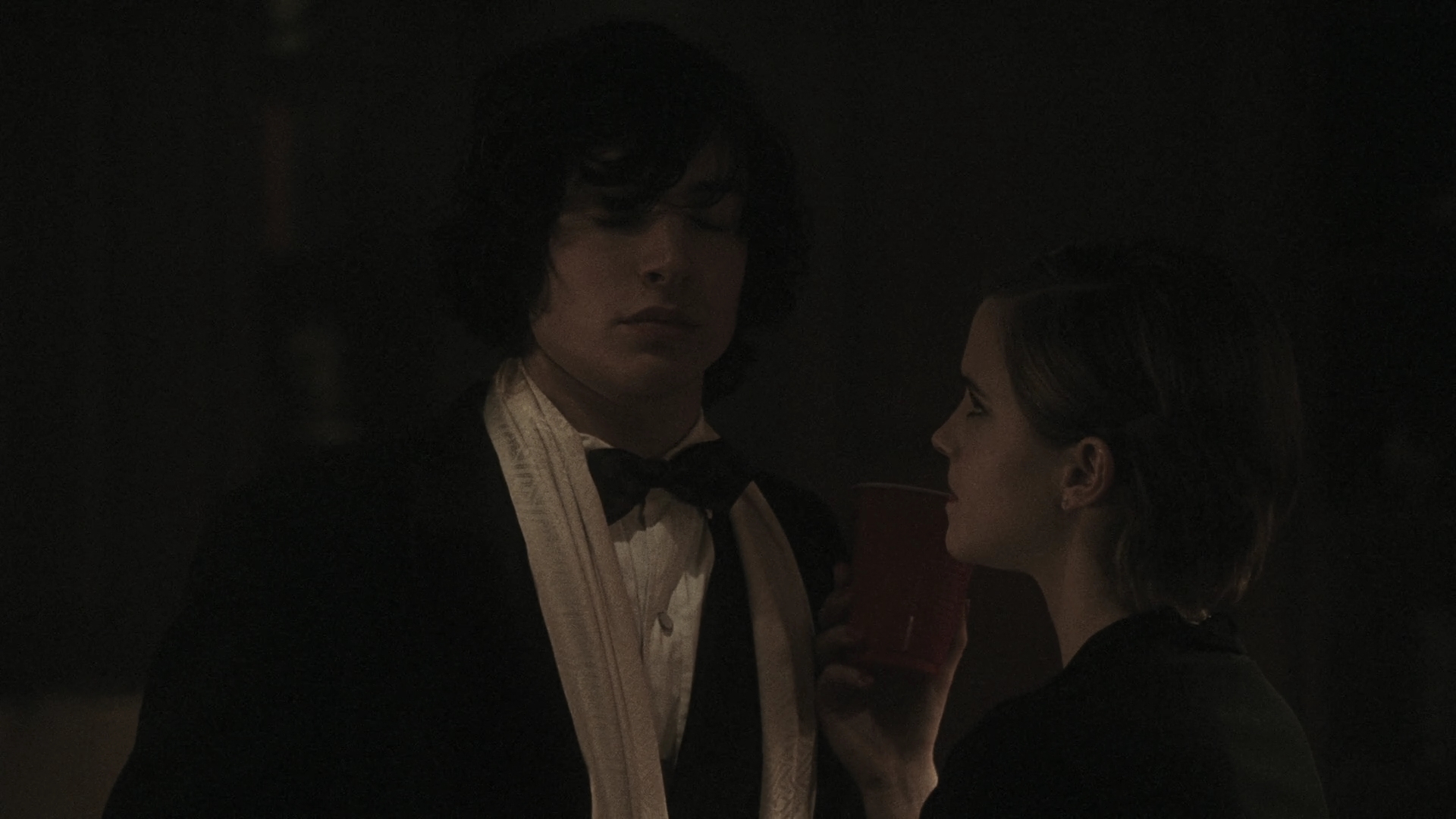 EmmaWatonFan-dot-nl_ThePerksOfBeingAWallflower1490.jpg EmmaWatonFan-dot-nl_ThePerksOfBeingAWallflower1490.jpg