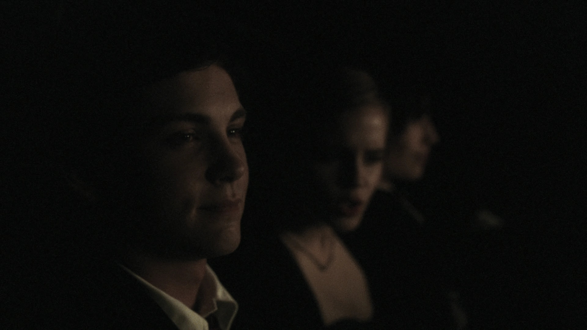 EmmaWatonFan-dot-nl_ThePerksOfBeingAWallflower1559.jpg EmmaWatonFan-dot-nl_ThePerksOfBeingAWallflower1559.jpg