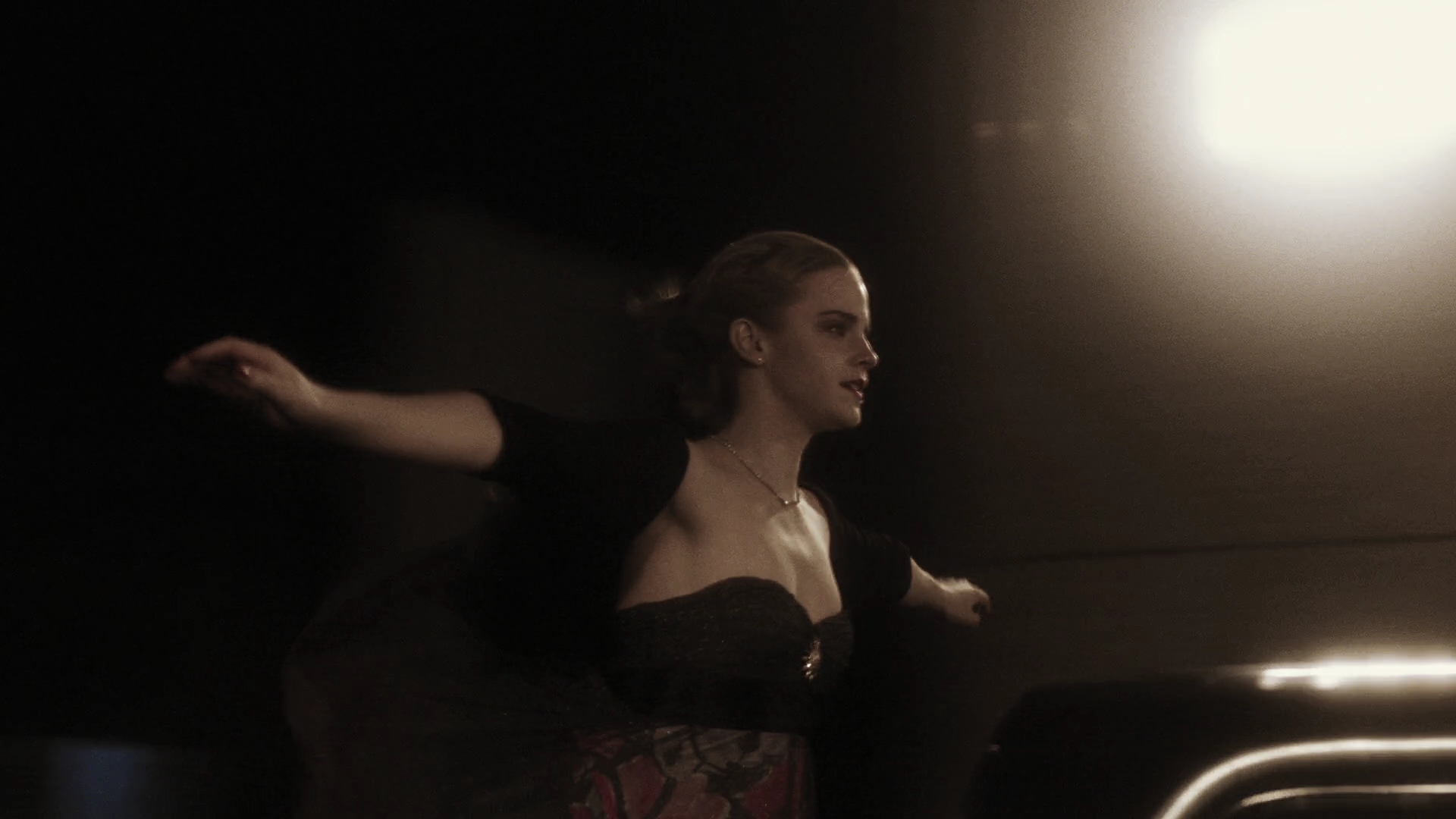 EmmaWatonFan-dot-nl_ThePerksOfBeingAWallflower1593.jpg