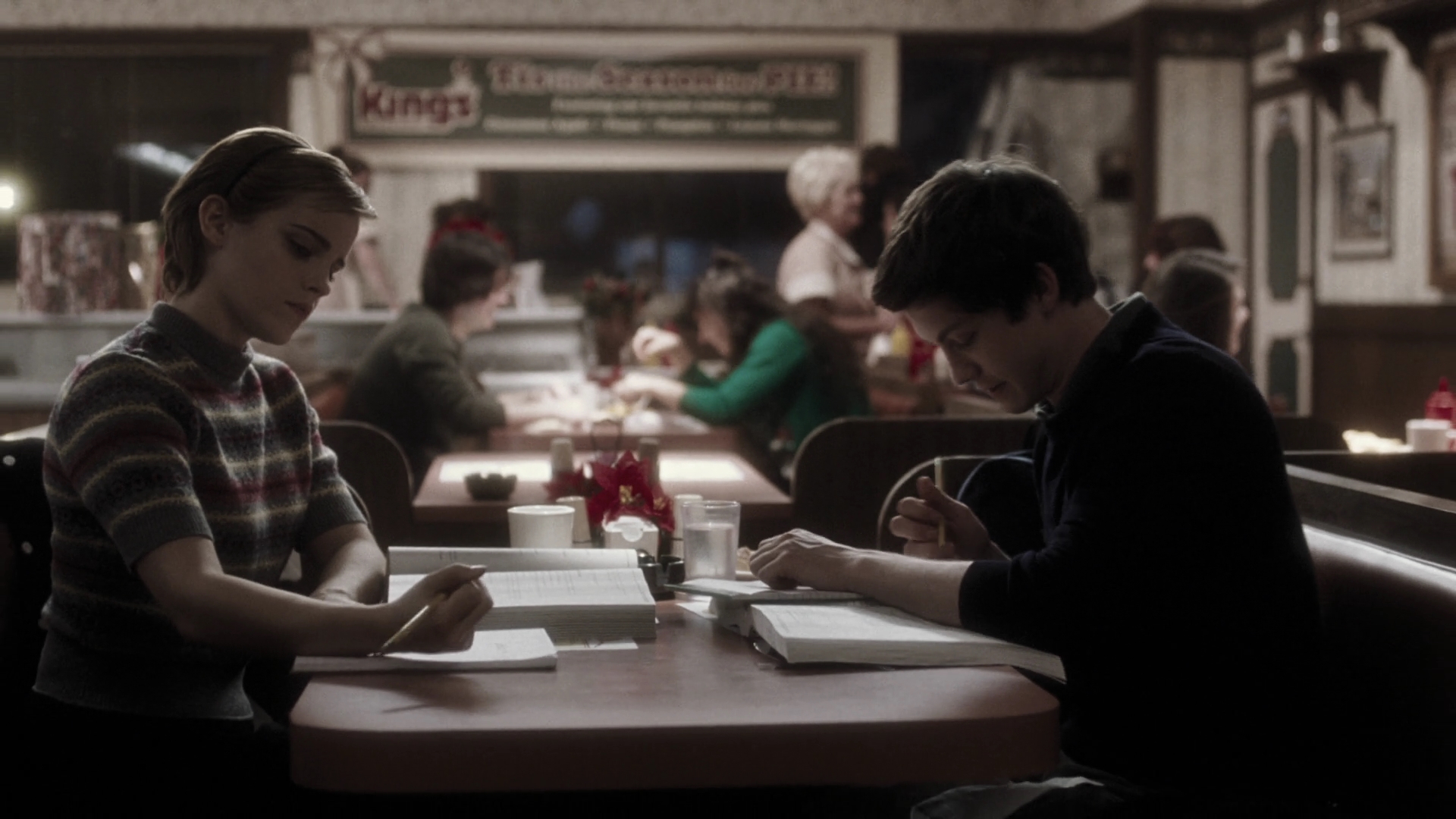 EmmaWatonFan-dot-nl_ThePerksOfBeingAWallflower2224.jpg EmmaWatonFan-dot-nl_ThePerksOfBeingAWallflower2224.jpg