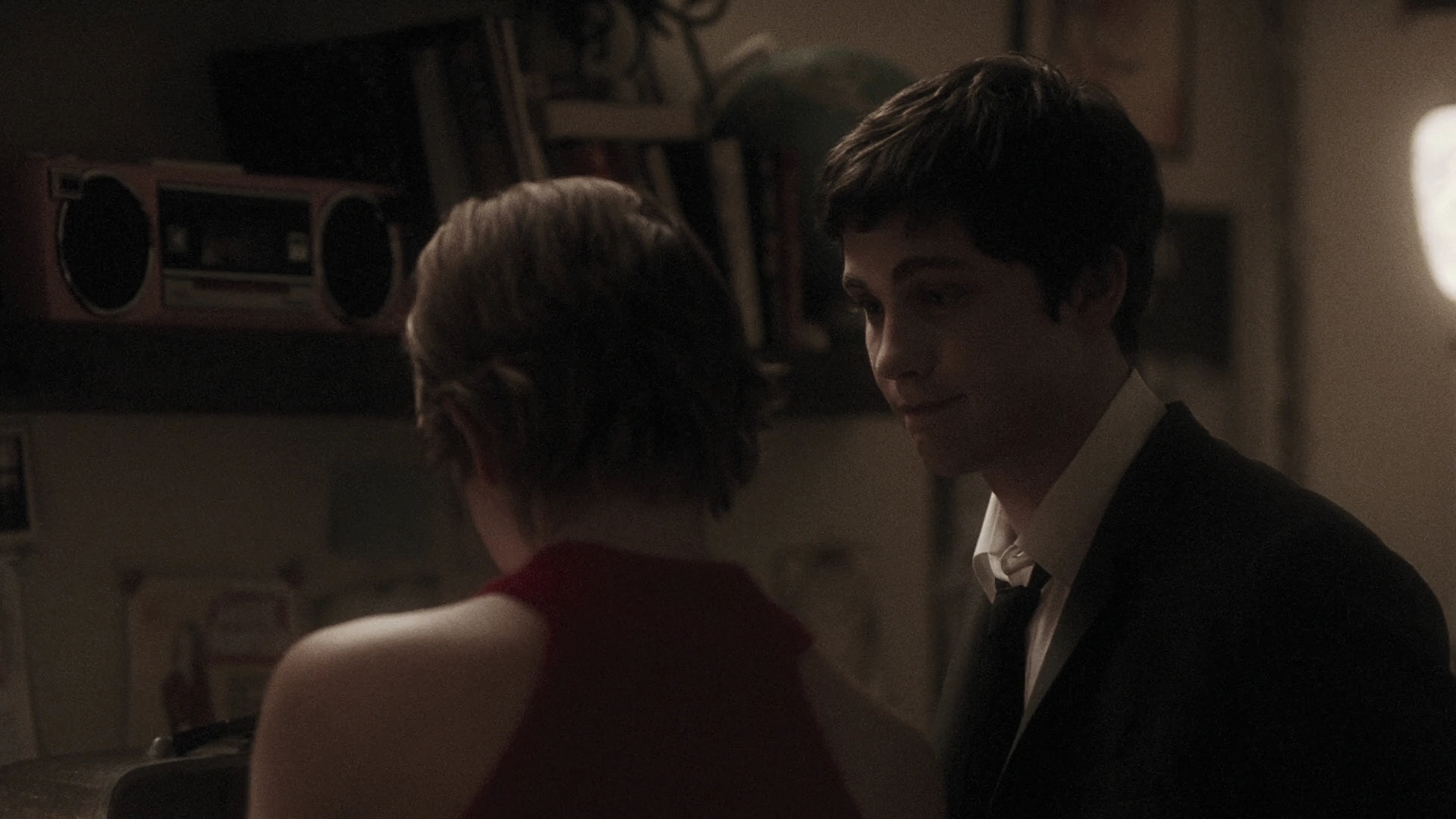 EmmaWatonFan-dot-nl_ThePerksOfBeingAWallflower2537.jpg EmmaWatonFan-dot-nl_ThePerksOfBeingAWallflower2537.jpg
