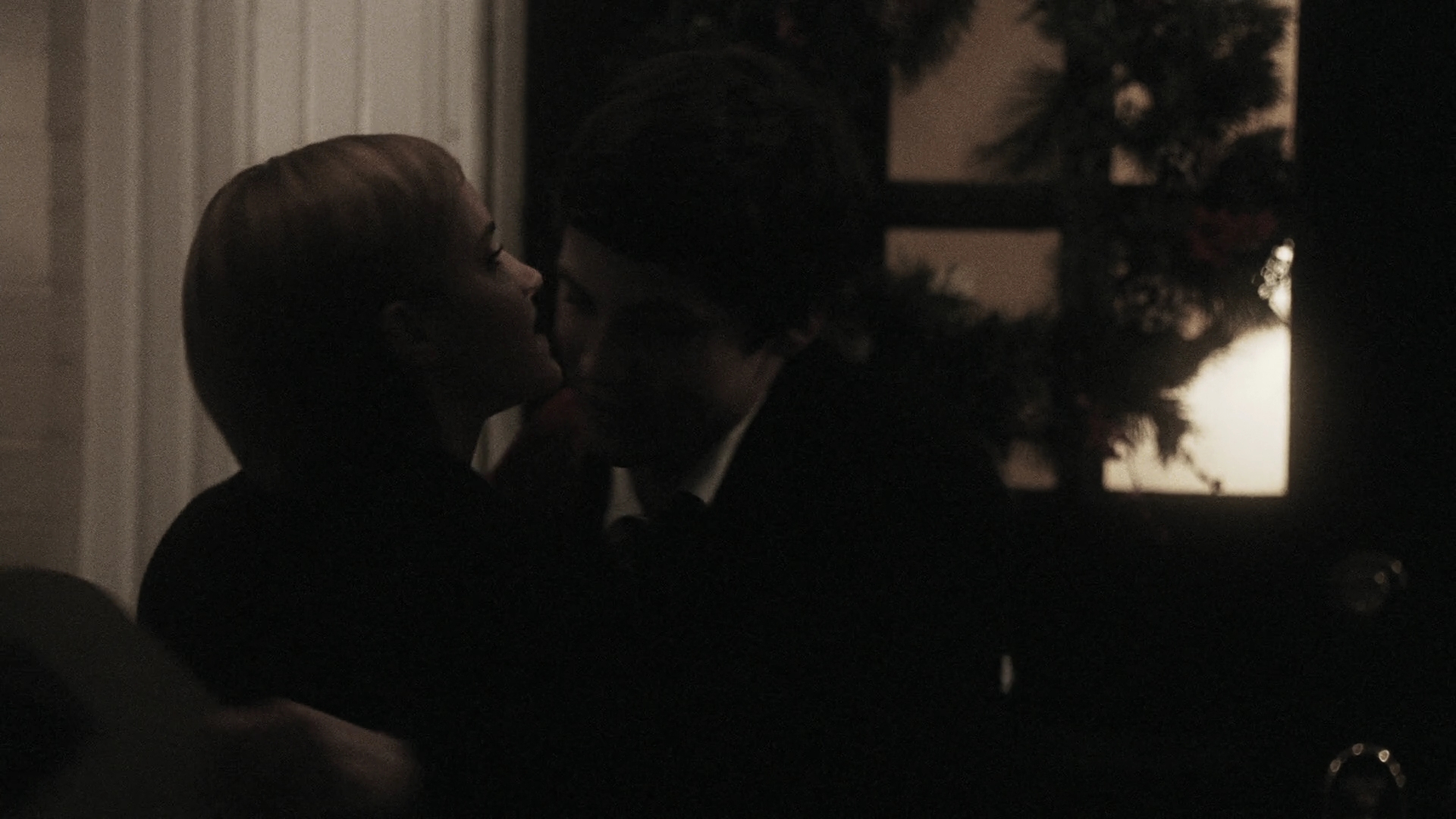 EmmaWatonFan-dot-nl_ThePerksOfBeingAWallflower2766.jpg