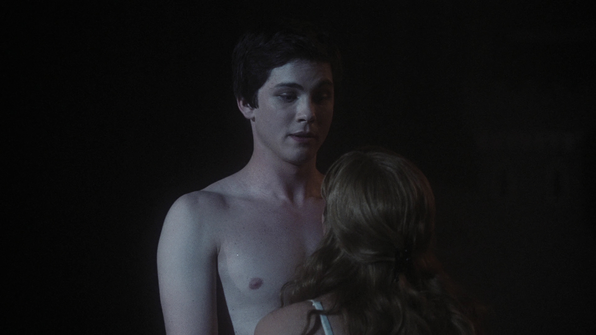 EmmaWatonFan-dot-nl_ThePerksOfBeingAWallflower3272.jpg EmmaWatonFan-dot-nl_ThePerksOfBeingAWallflower3272.jpg