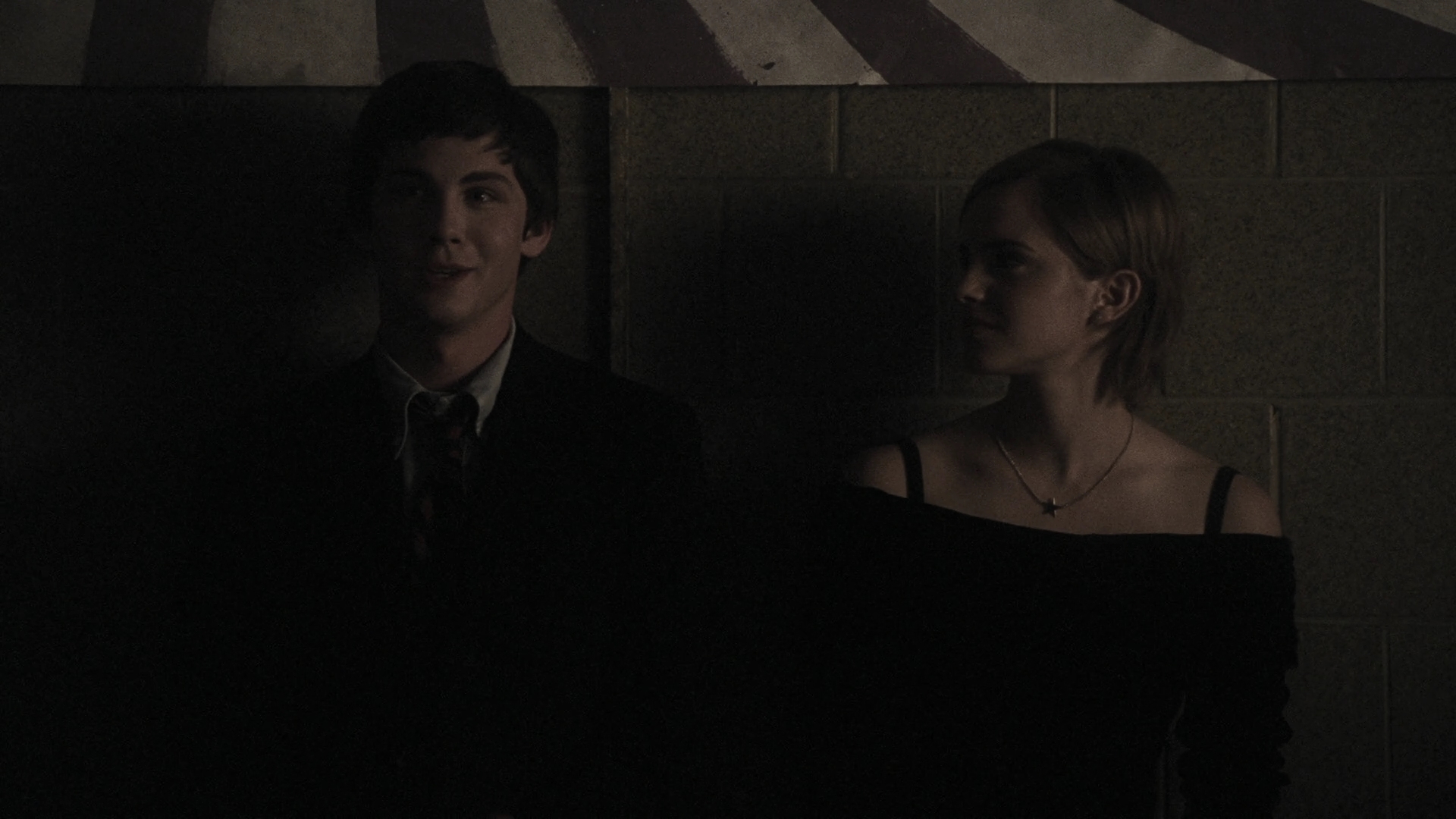 EmmaWatonFan-dot-nl_ThePerksOfBeingAWallflower3439.jpg EmmaWatonFan-dot-nl_ThePerksOfBeingAWallflower3439.jpg