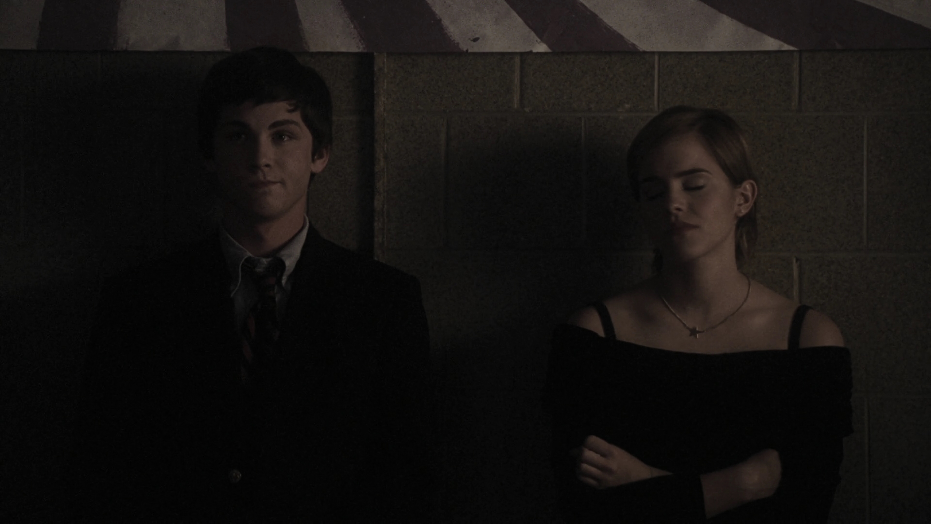 EmmaWatonFan-dot-nl_ThePerksOfBeingAWallflower3462.jpg EmmaWatonFan-dot-nl_ThePerksOfBeingAWallflower3462.jpg