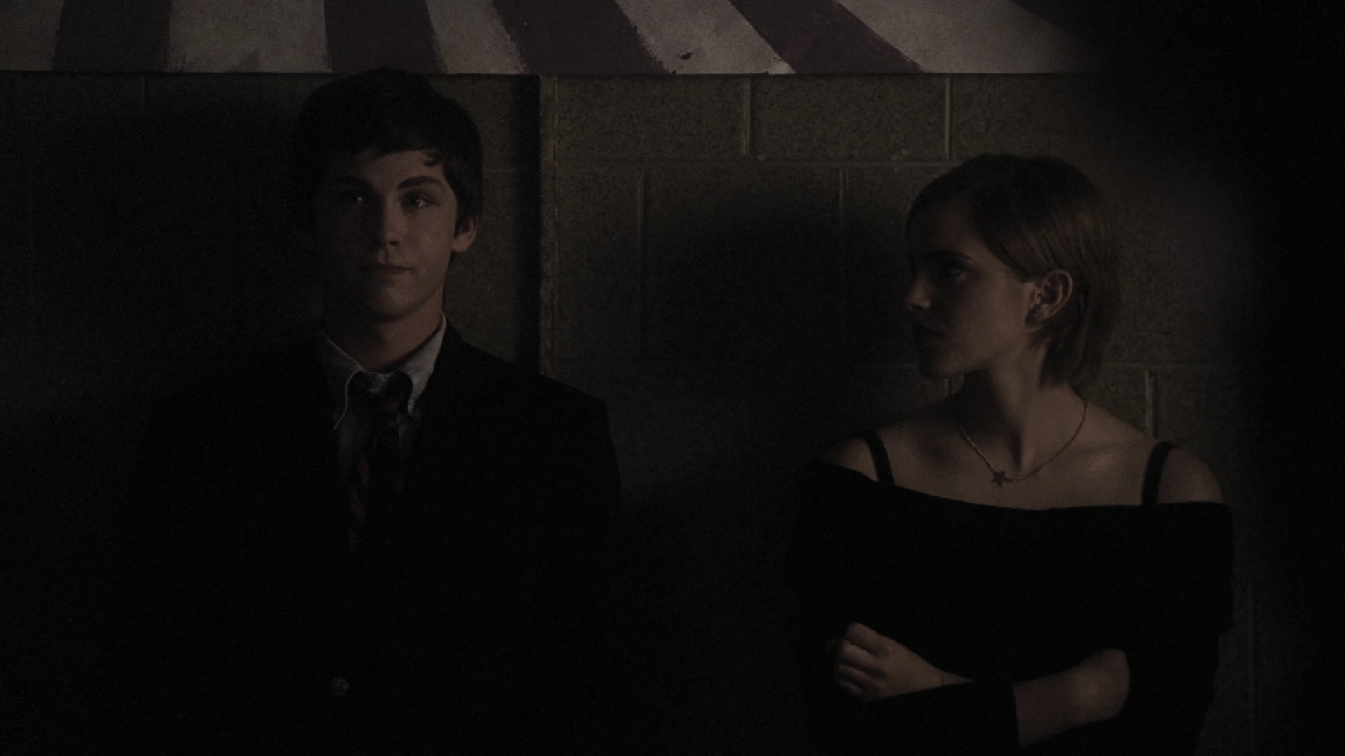 EmmaWatonFan-dot-nl_ThePerksOfBeingAWallflower3463.jpg EmmaWatonFan-dot-nl_ThePerksOfBeingAWallflower3463.jpg