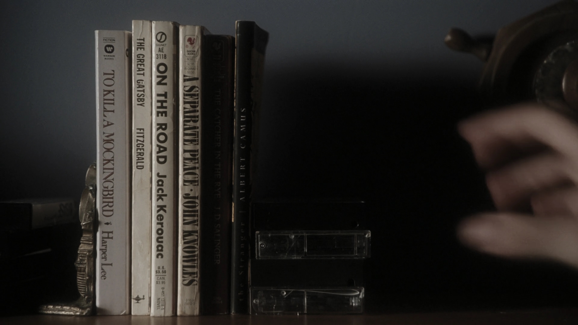 EmmaWatonFan-dot-nl_ThePerksOfBeingAWallflower3731.jpg