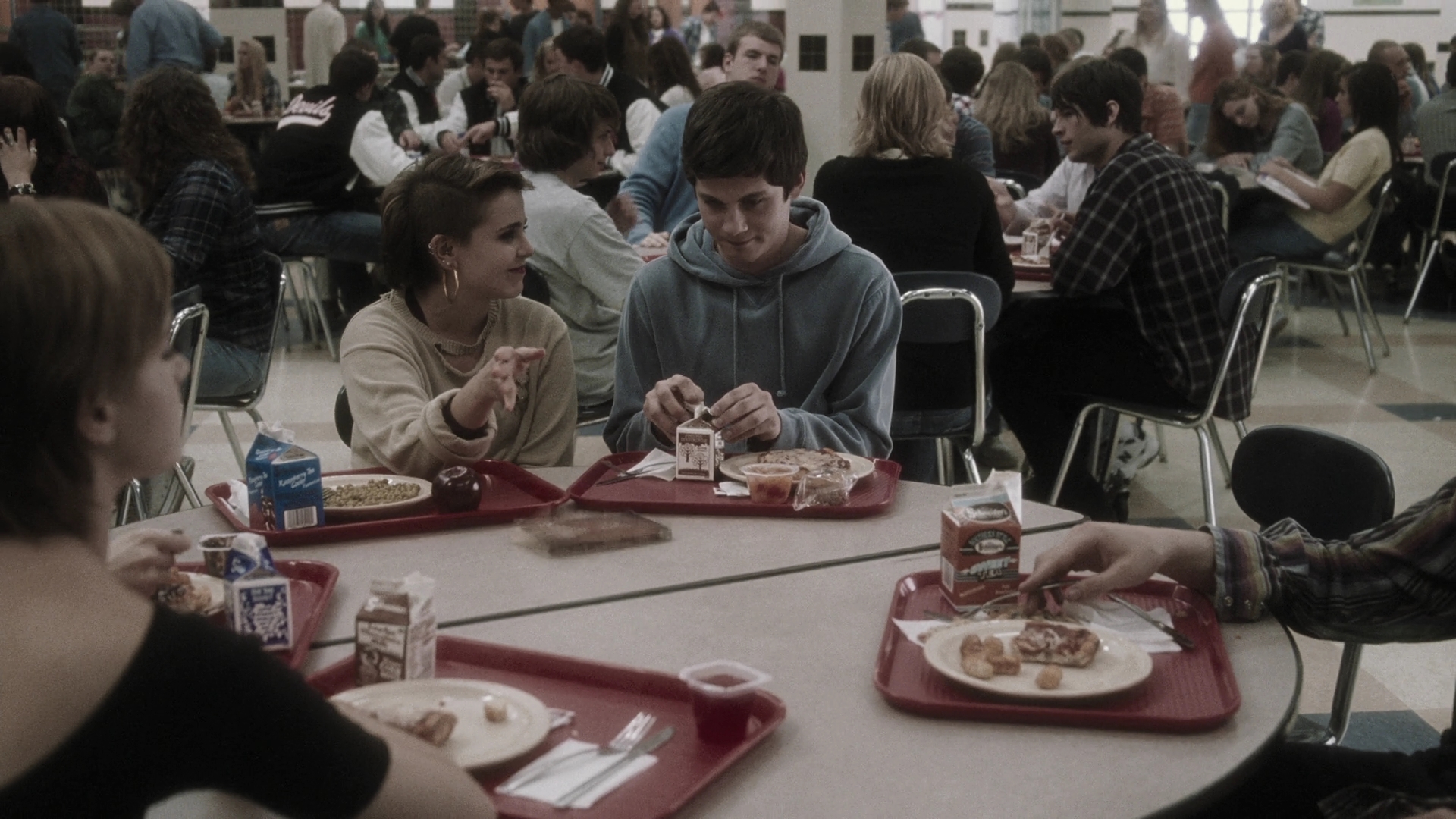 EmmaWatonFan-dot-nl_ThePerksOfBeingAWallflower3740.jpg