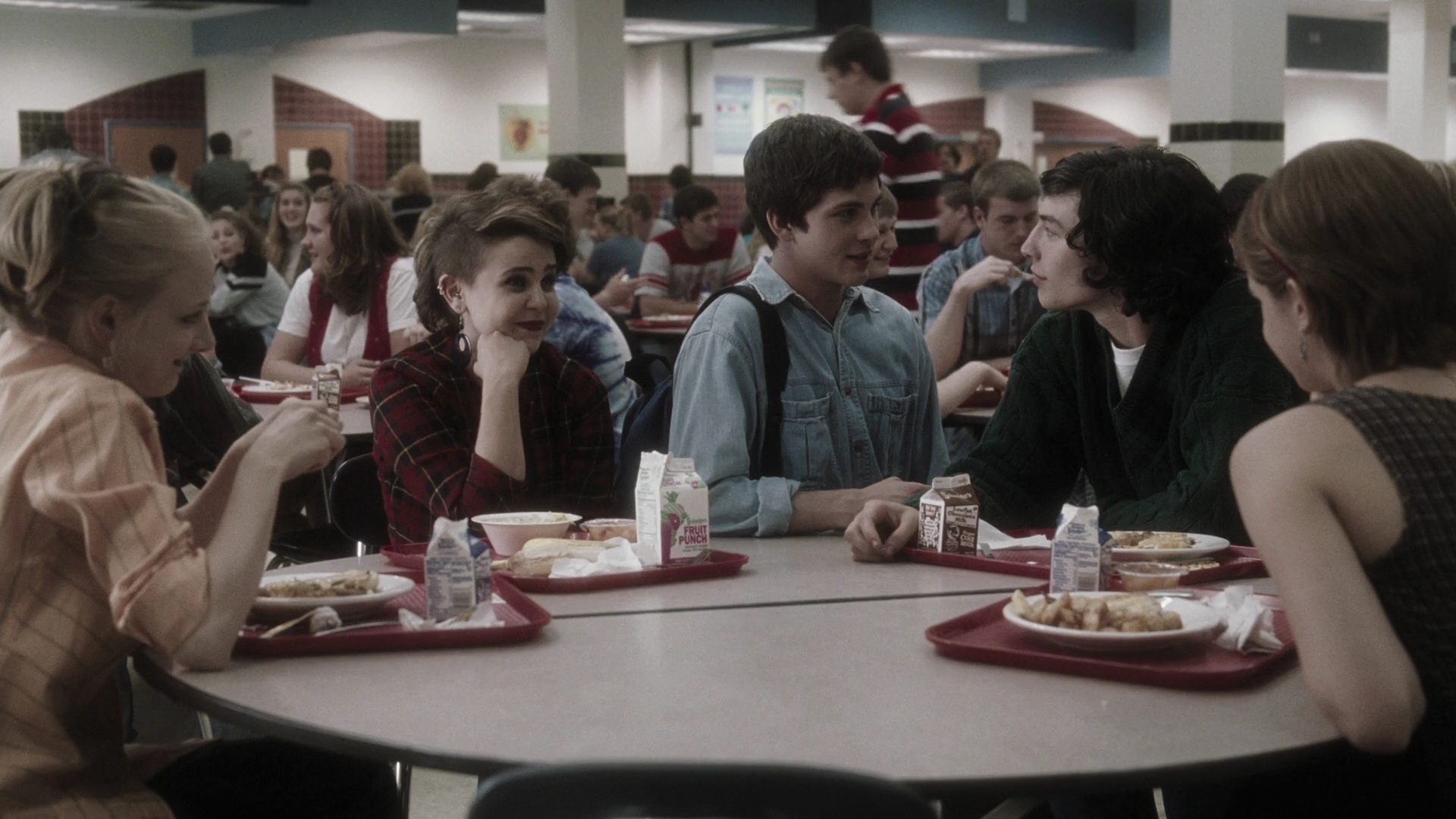 EmmaWatonFan-dot-nl_ThePerksOfBeingAWallflower4607.jpg EmmaWatonFan-dot-nl_ThePerksOfBeingAWallflower4607.jpg