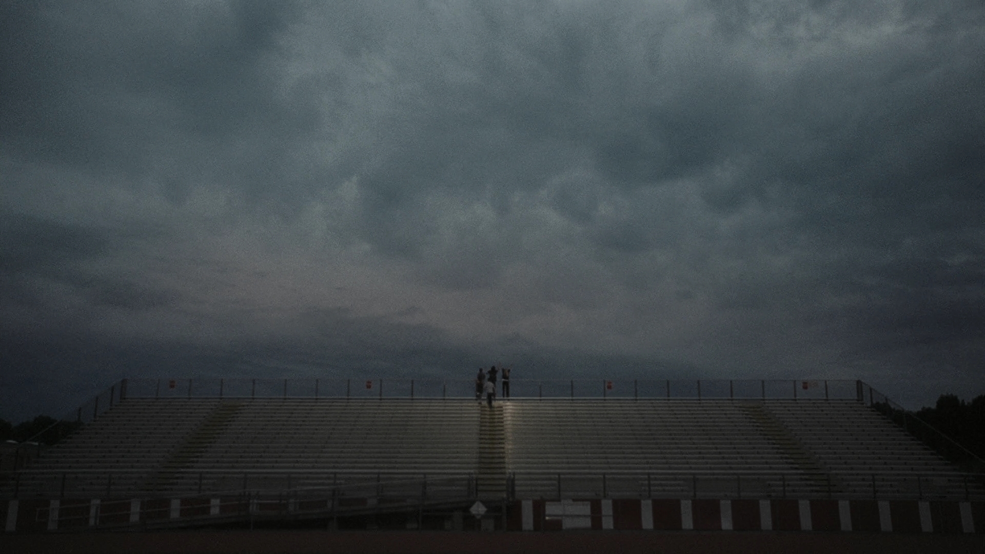 EmmaWatonFan-dot-nl_ThePerksOfBeingAWallflower4759.jpg