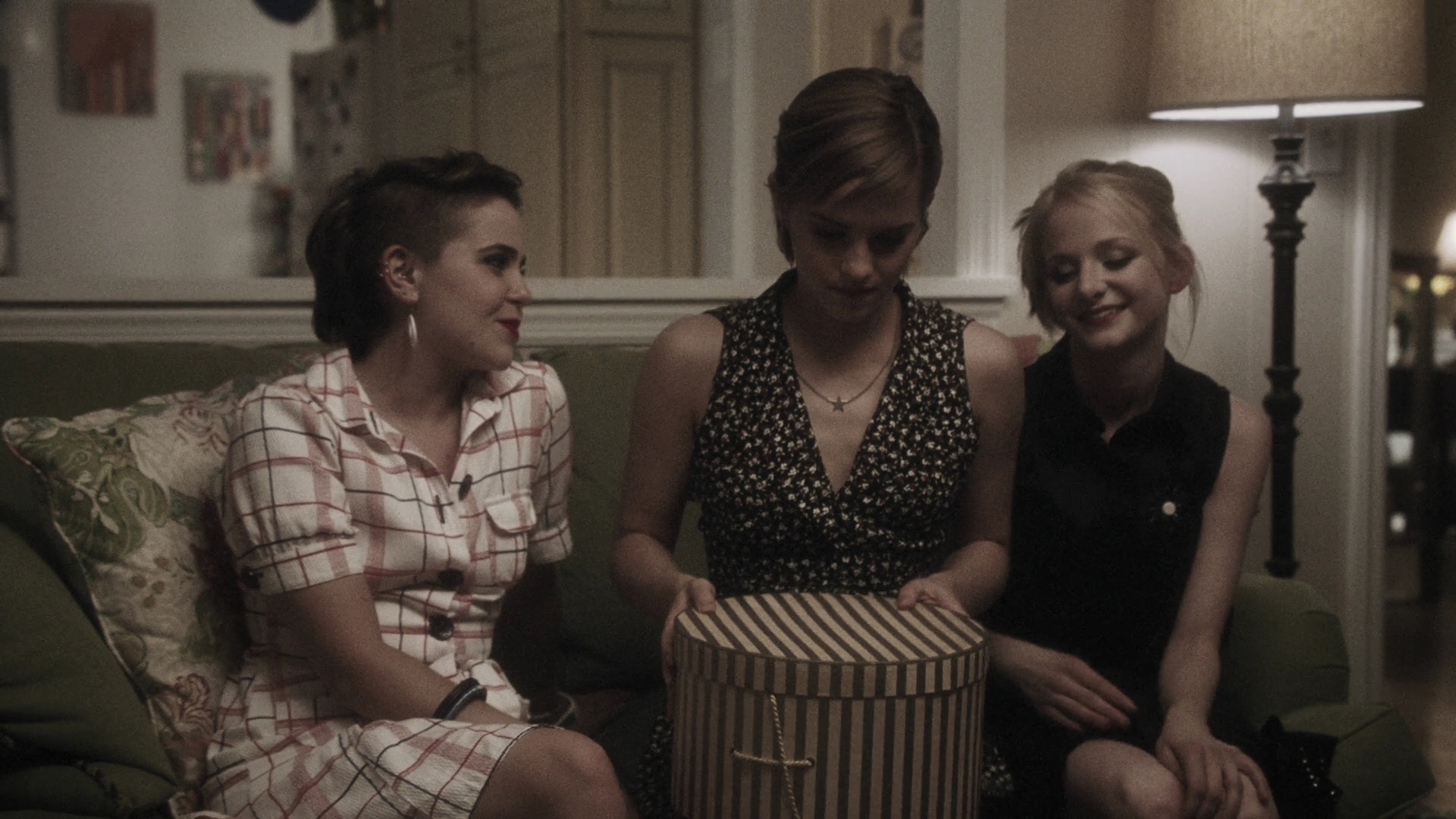 EmmaWatonFan-dot-nl_ThePerksOfBeingAWallflower4840.jpg