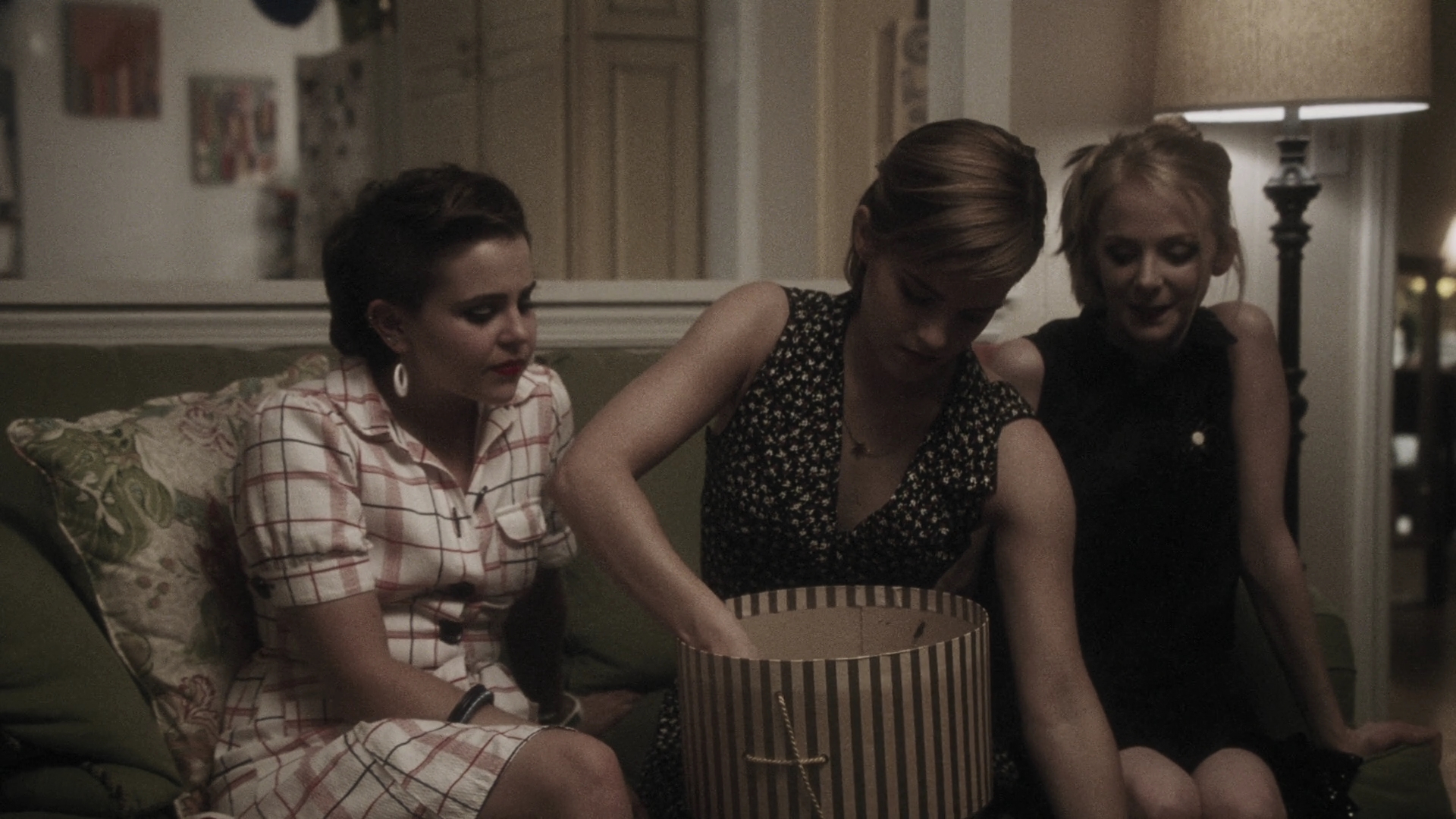 EmmaWatonFan-dot-nl_ThePerksOfBeingAWallflower4844.jpg