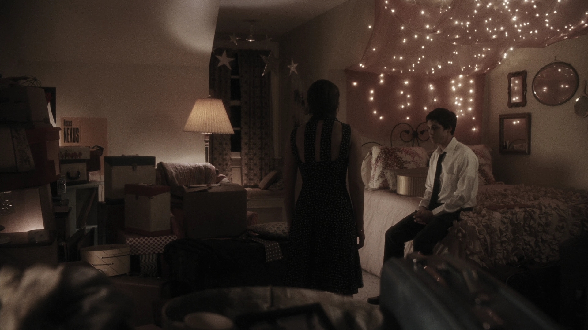 EmmaWatonFan-dot-nl_ThePerksOfBeingAWallflower4962.jpg EmmaWatonFan-dot-nl_ThePerksOfBeingAWallflower4962.jpg