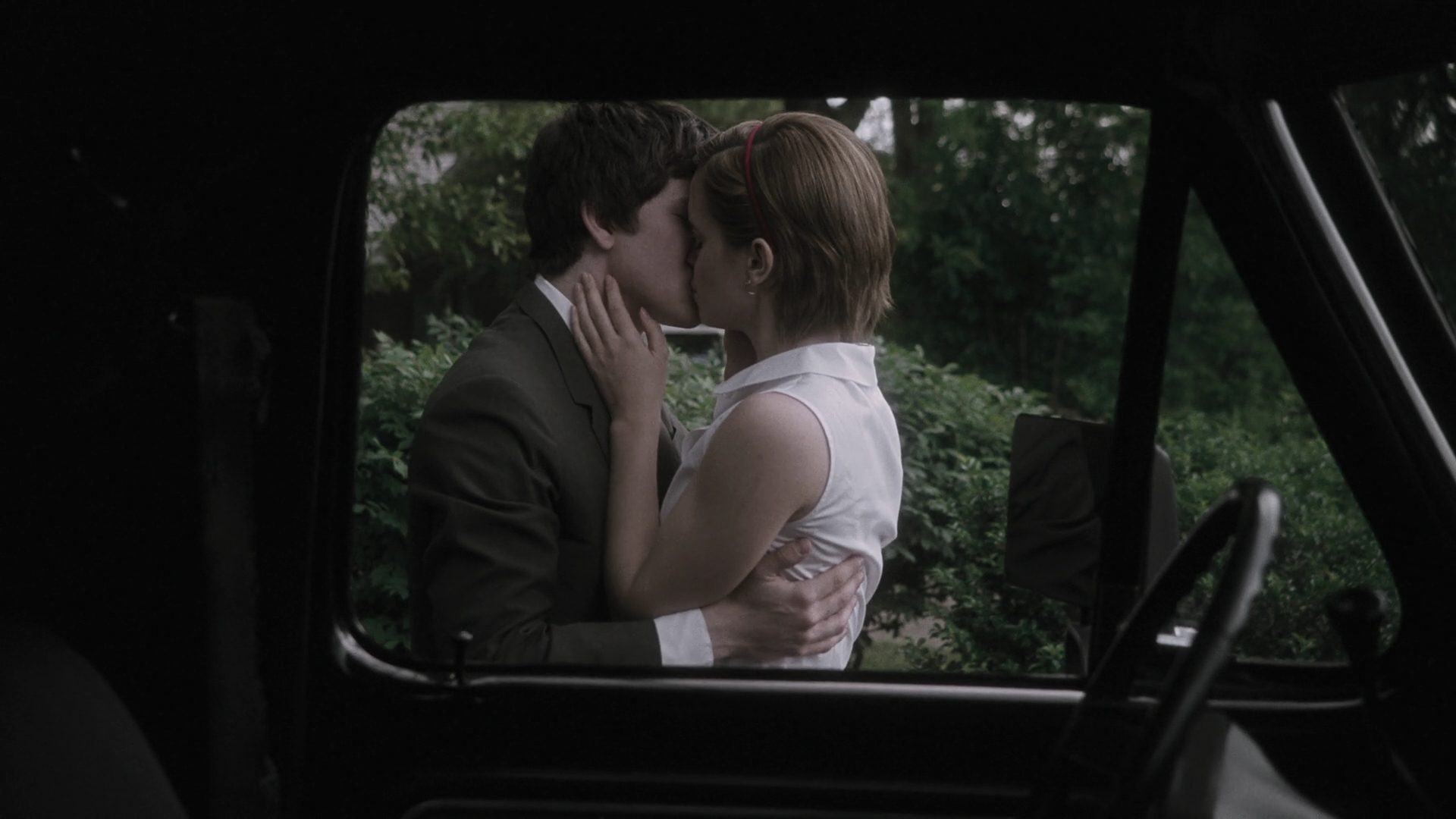 EmmaWatonFan-dot-nl_ThePerksOfBeingAWallflower5100.jpg