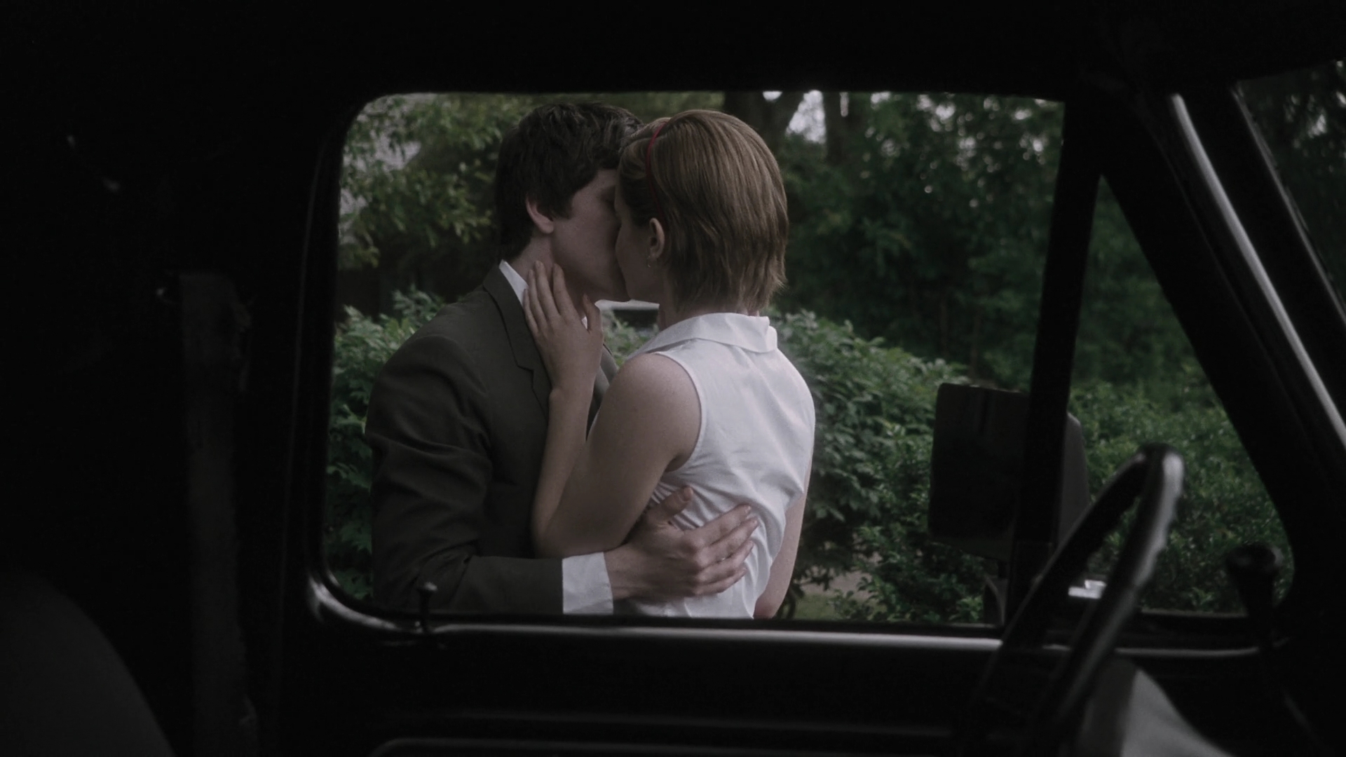 EmmaWatonFan-dot-nl_ThePerksOfBeingAWallflower5101.jpg