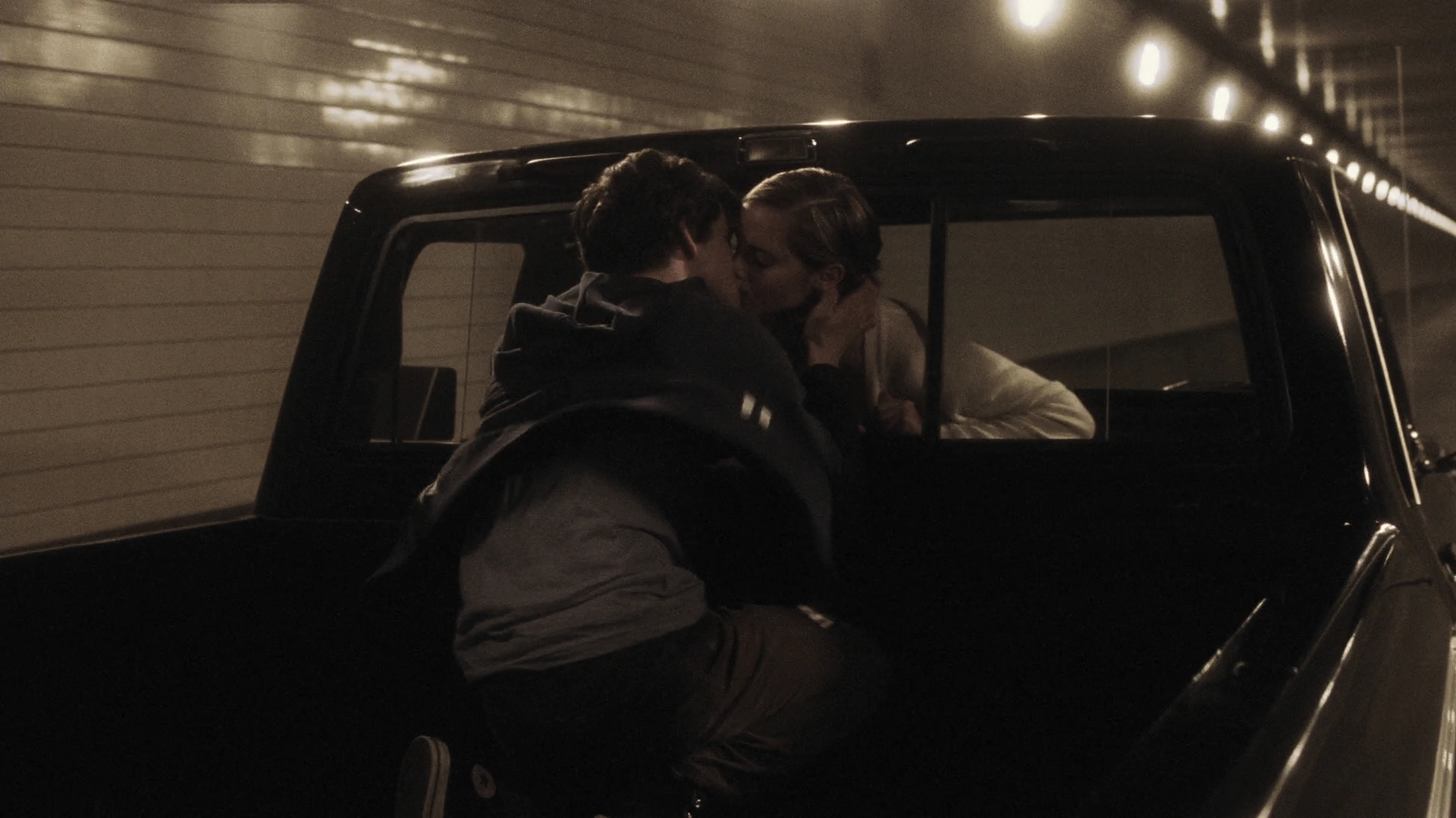 EmmaWatonFan-dot-nl_ThePerksOfBeingAWallflower5679.jpg