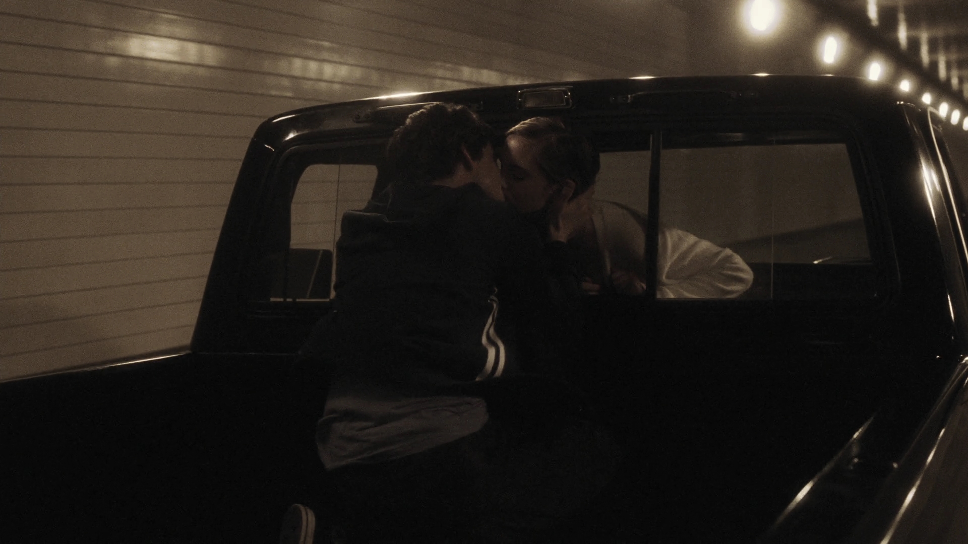 EmmaWatonFan-dot-nl_ThePerksOfBeingAWallflower5680.jpg
