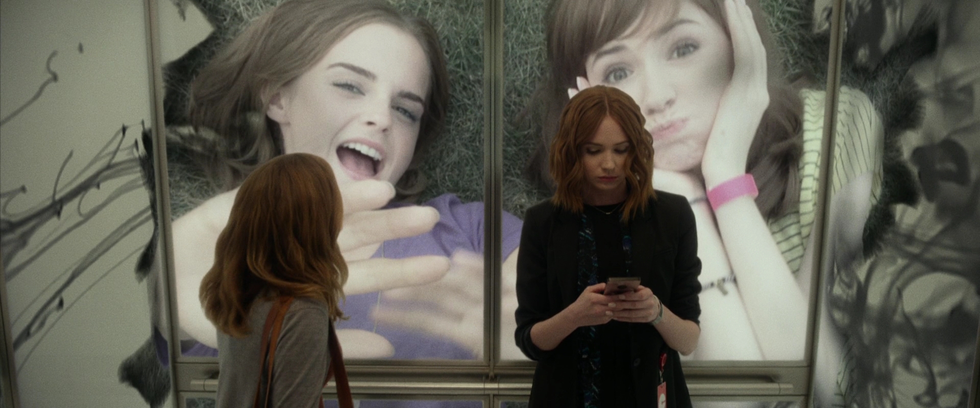 EmmaWatsonFan-dot-nl_TheCircle0525.jpg