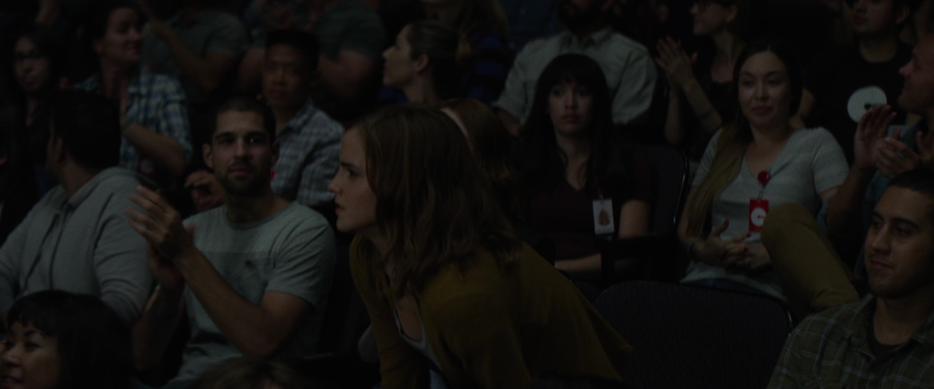 EmmaWatsonFan-dot-nl_TheCircle0739.jpg