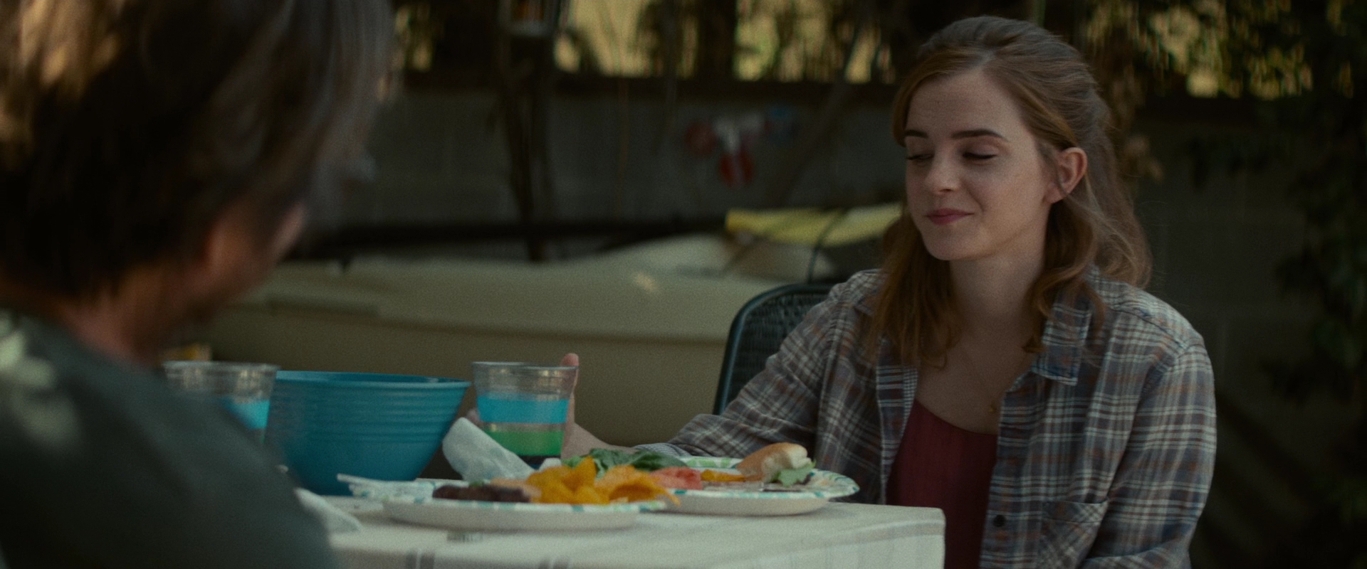 EmmaWatsonFan-dot-nl_TheCircle1398.jpg
