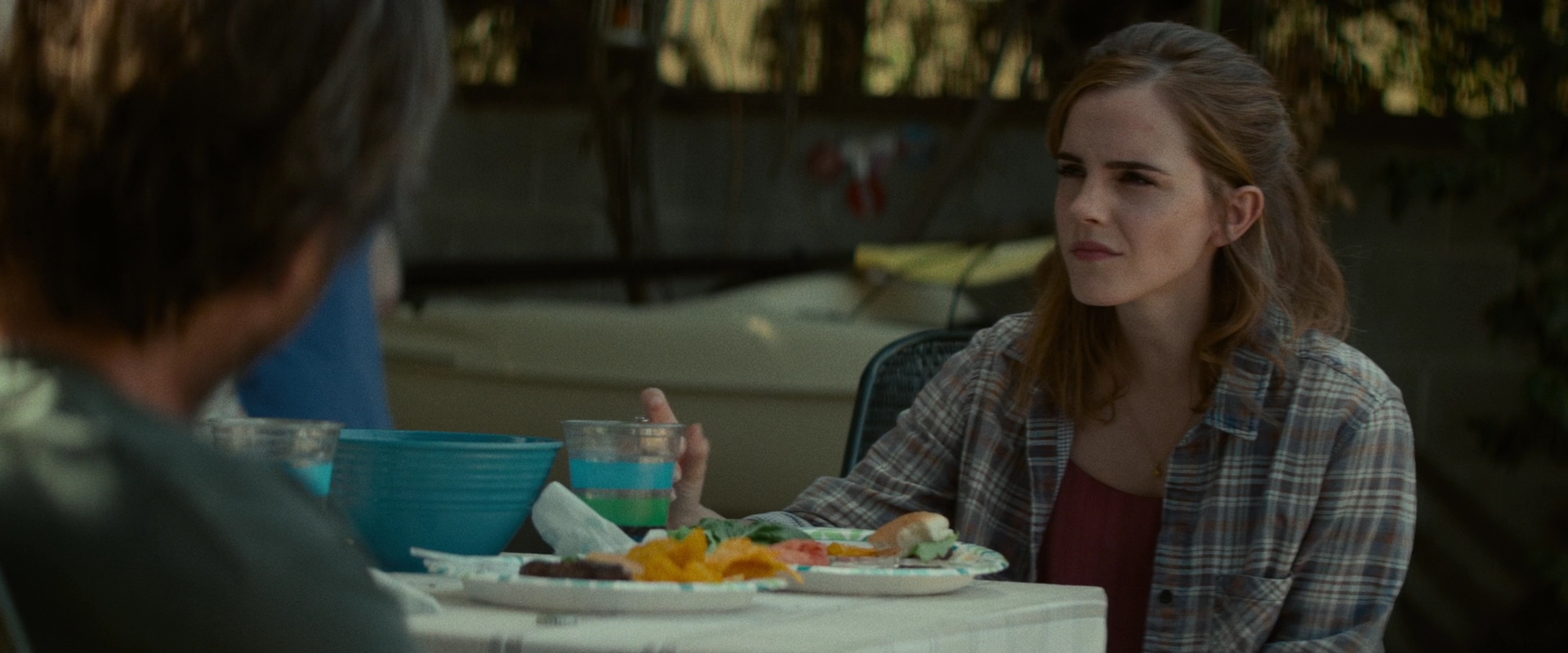 EmmaWatsonFan-dot-nl_TheCircle1406.jpg