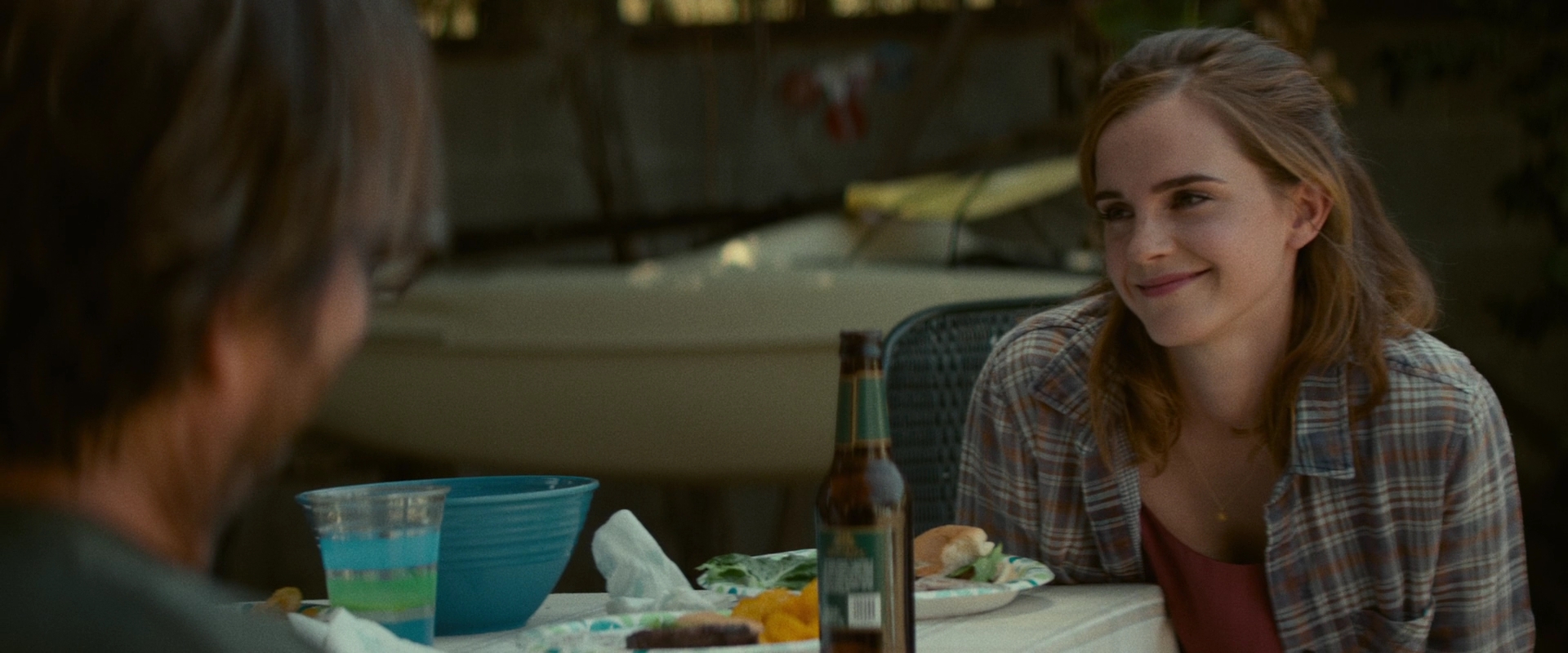EmmaWatsonFan-dot-nl_TheCircle1533.jpg