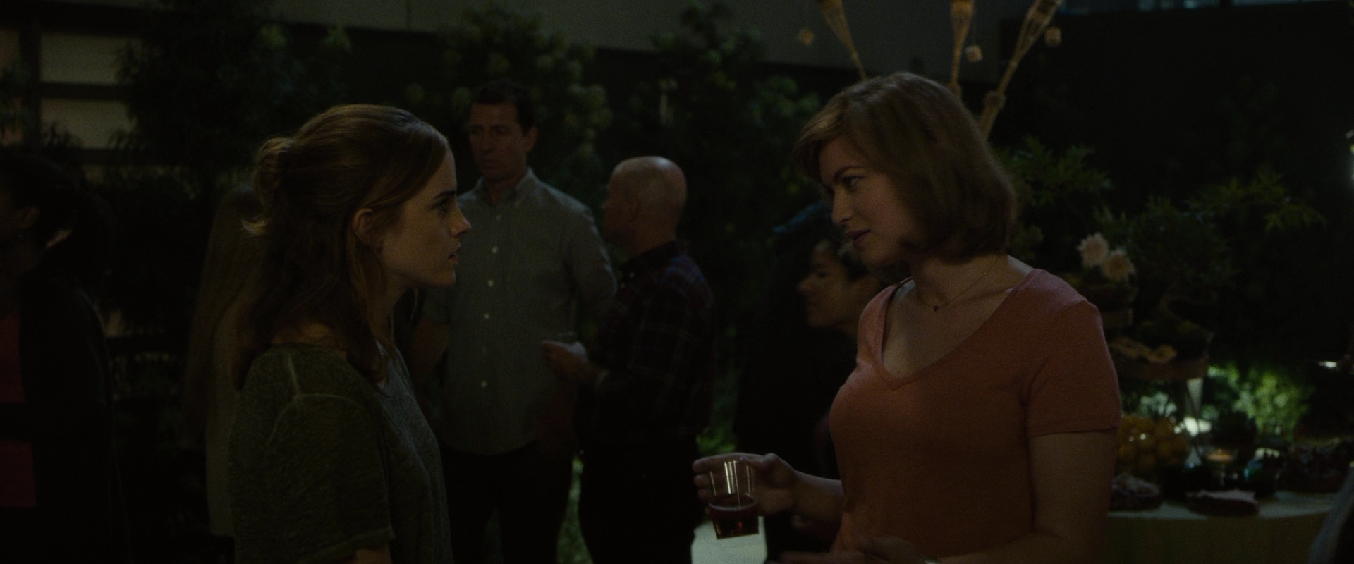 EmmaWatsonFan-dot-nl_TheCircle2290.jpg
