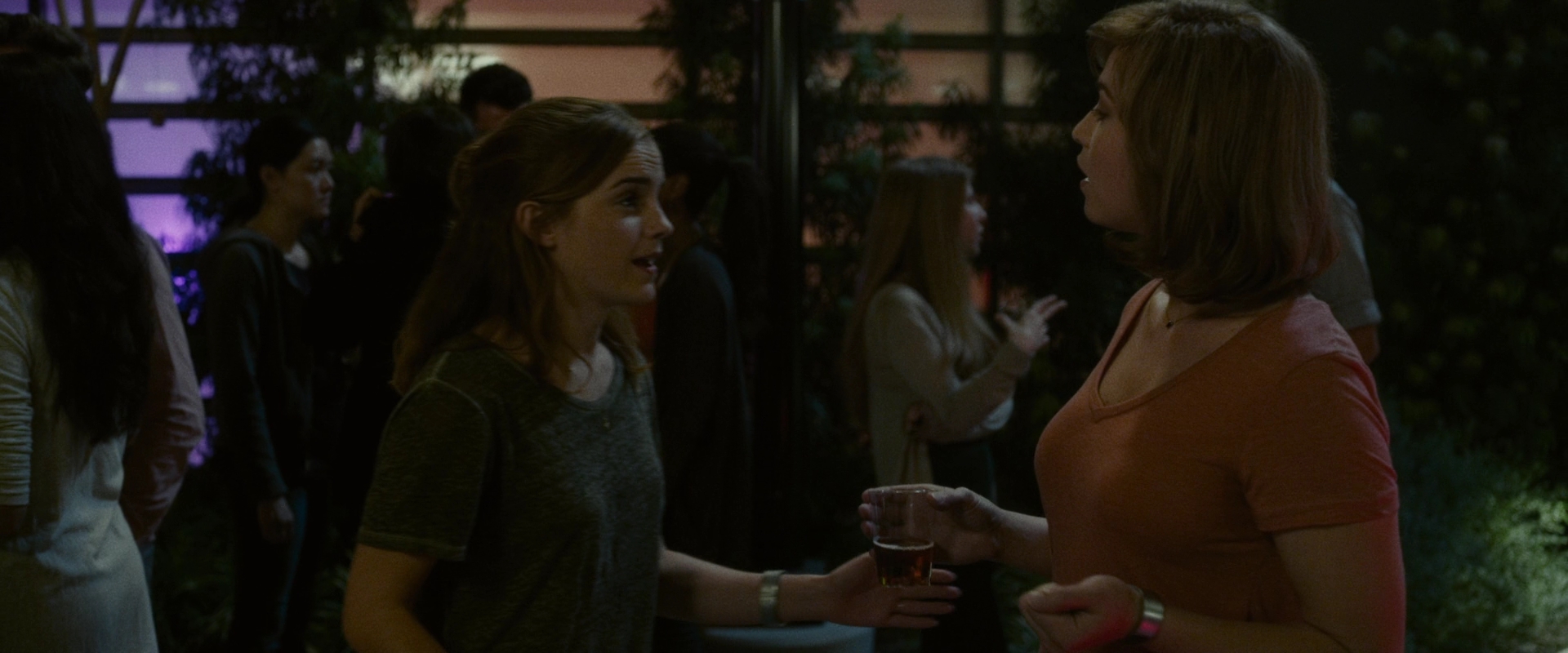 EmmaWatsonFan-dot-nl_TheCircle2326.jpg
