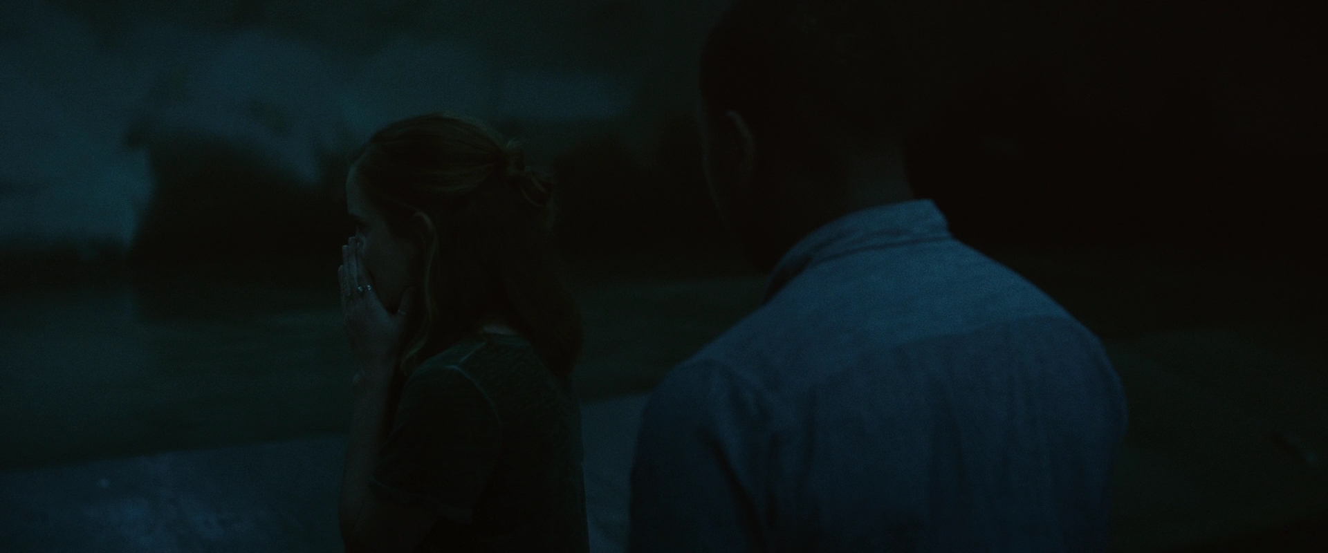 EmmaWatsonFan-dot-nl_TheCircle2580.jpg