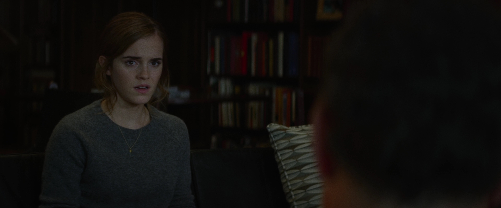 EmmaWatsonFan-dot-nl_TheCircle3059.jpg