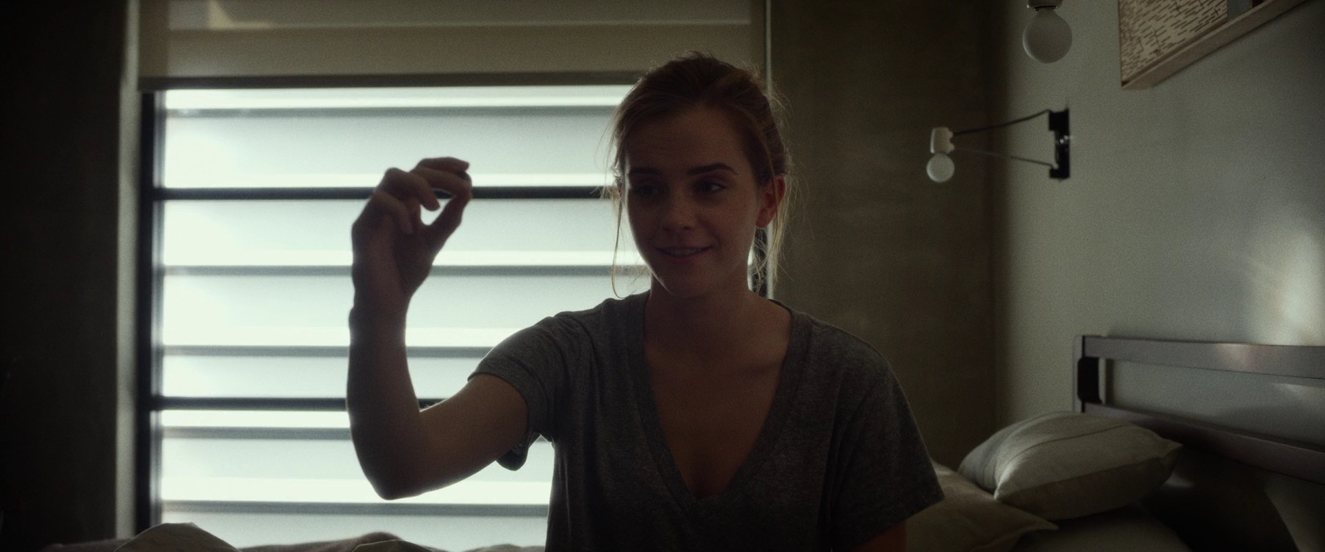 EmmaWatsonFan-dot-nl_TheCircle3478.jpg