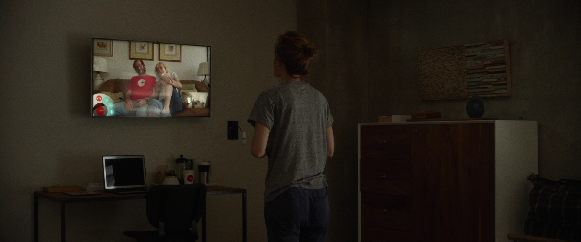 EmmaWatsonFan-dot-nl_TheCircle3503.jpg