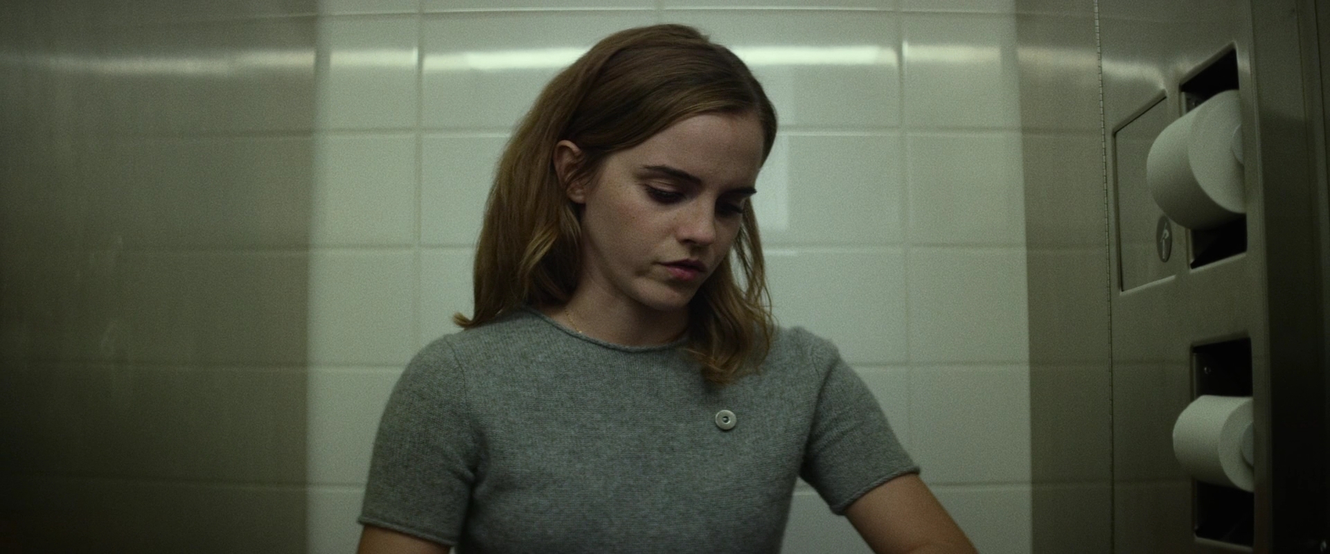 EmmaWatsonFan-dot-nl_TheCircle3760.jpg