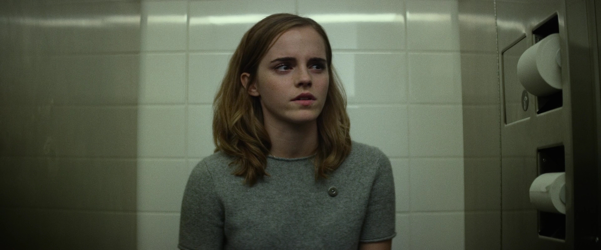 EmmaWatsonFan-dot-nl_TheCircle3789.jpg