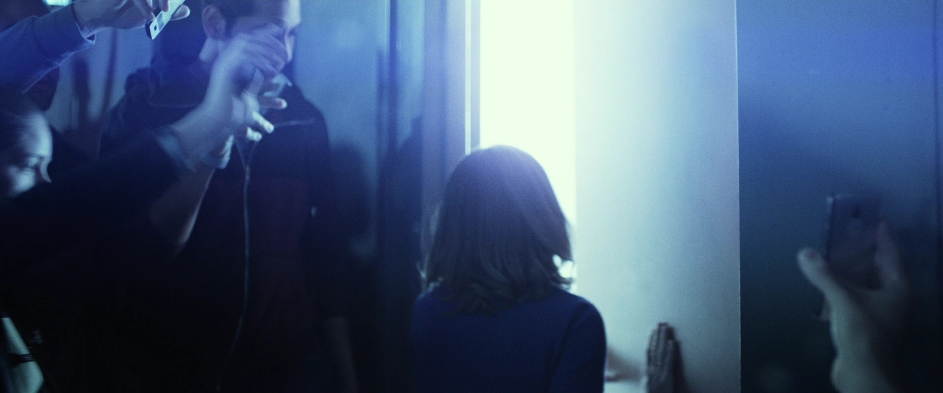 EmmaWatsonFan-dot-nl_TheCircle5833.jpg