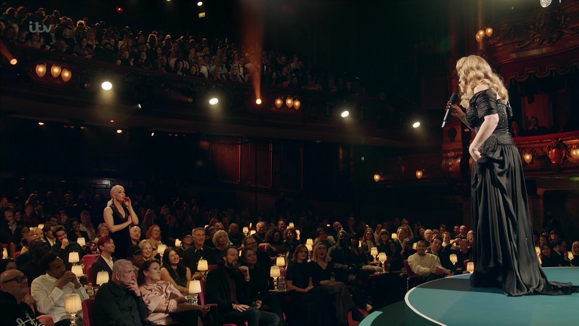 EmmaWatsonFan-dot-nl_AnAudiencewithAdele1557.jpg