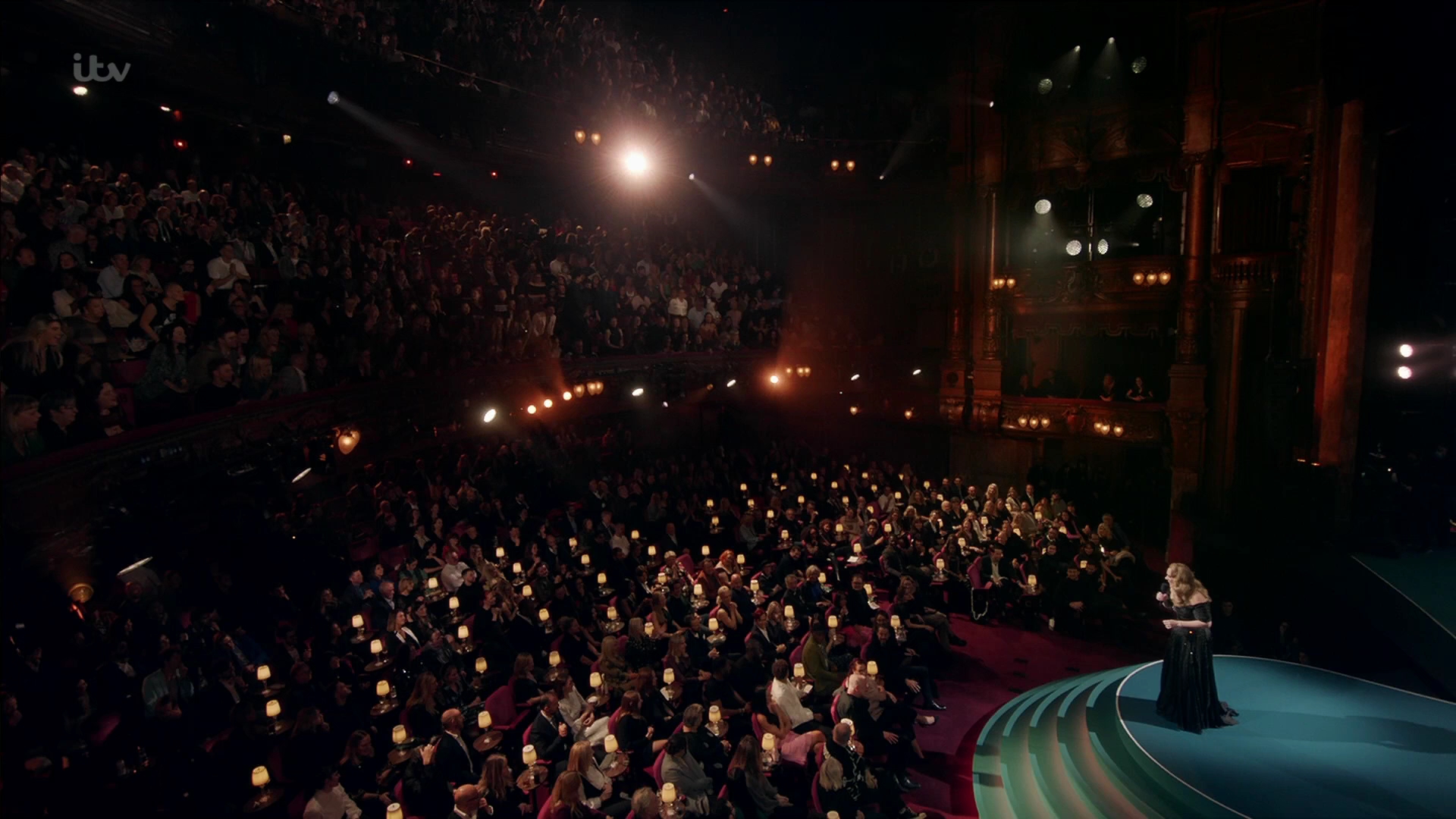 EmmaWatsonFan-dot-nl_AnAudiencewithAdele3287.jpg