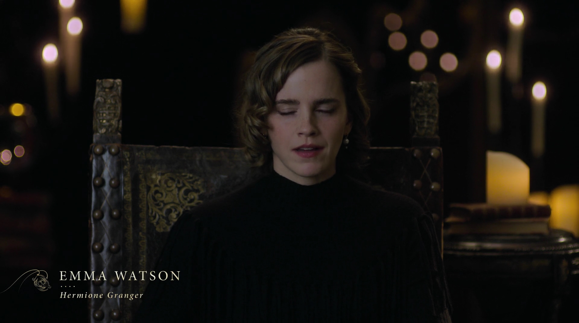 EmmaWatsonFan-dot-nl_HarryPotter-ReturnToHogwarts0341.jpg