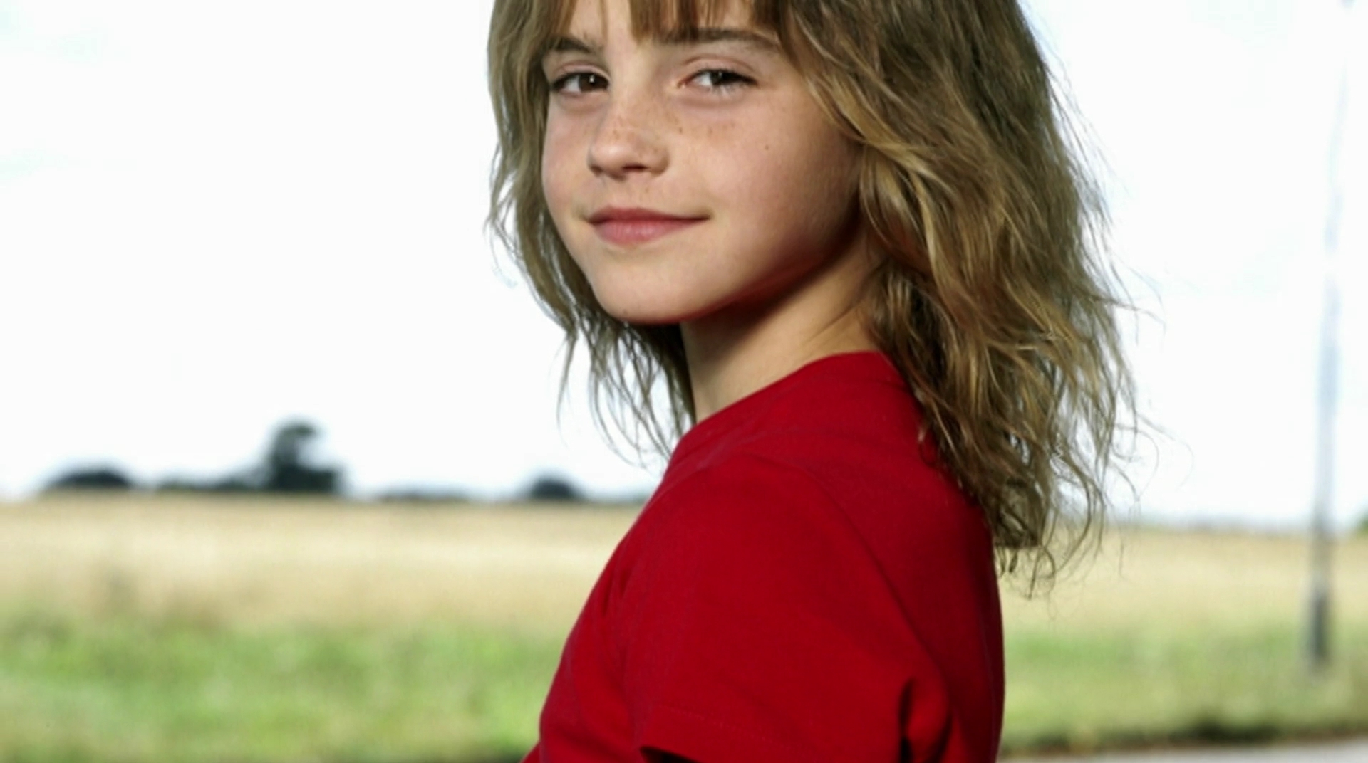EmmaWatsonFan-dot-nl_HarryPotter-ReturnToHogwarts0475.jpg